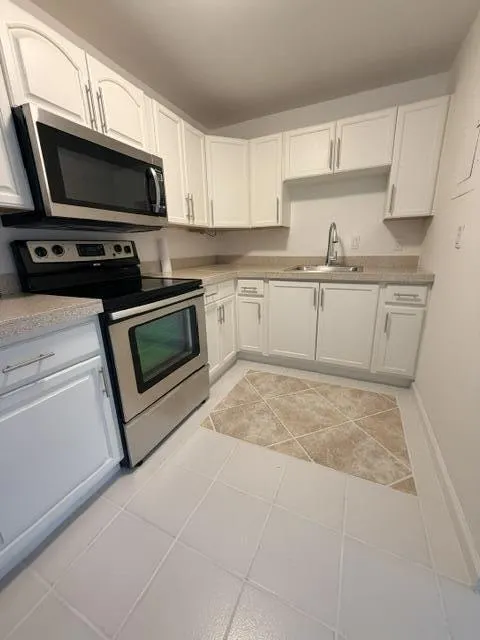 3642 Gulfstream Road #3