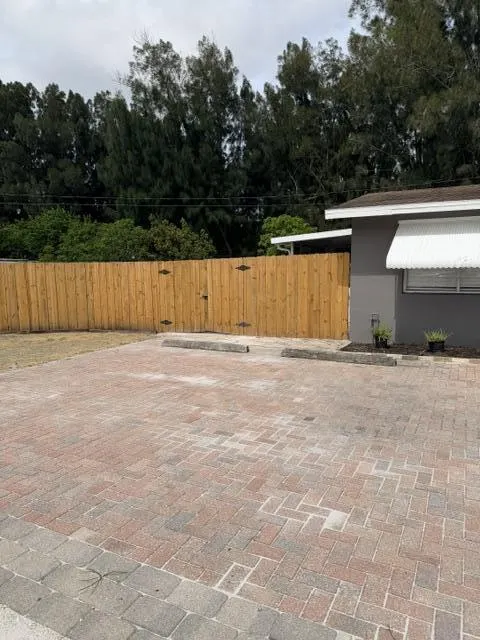 3642 Gulfstream Road #3