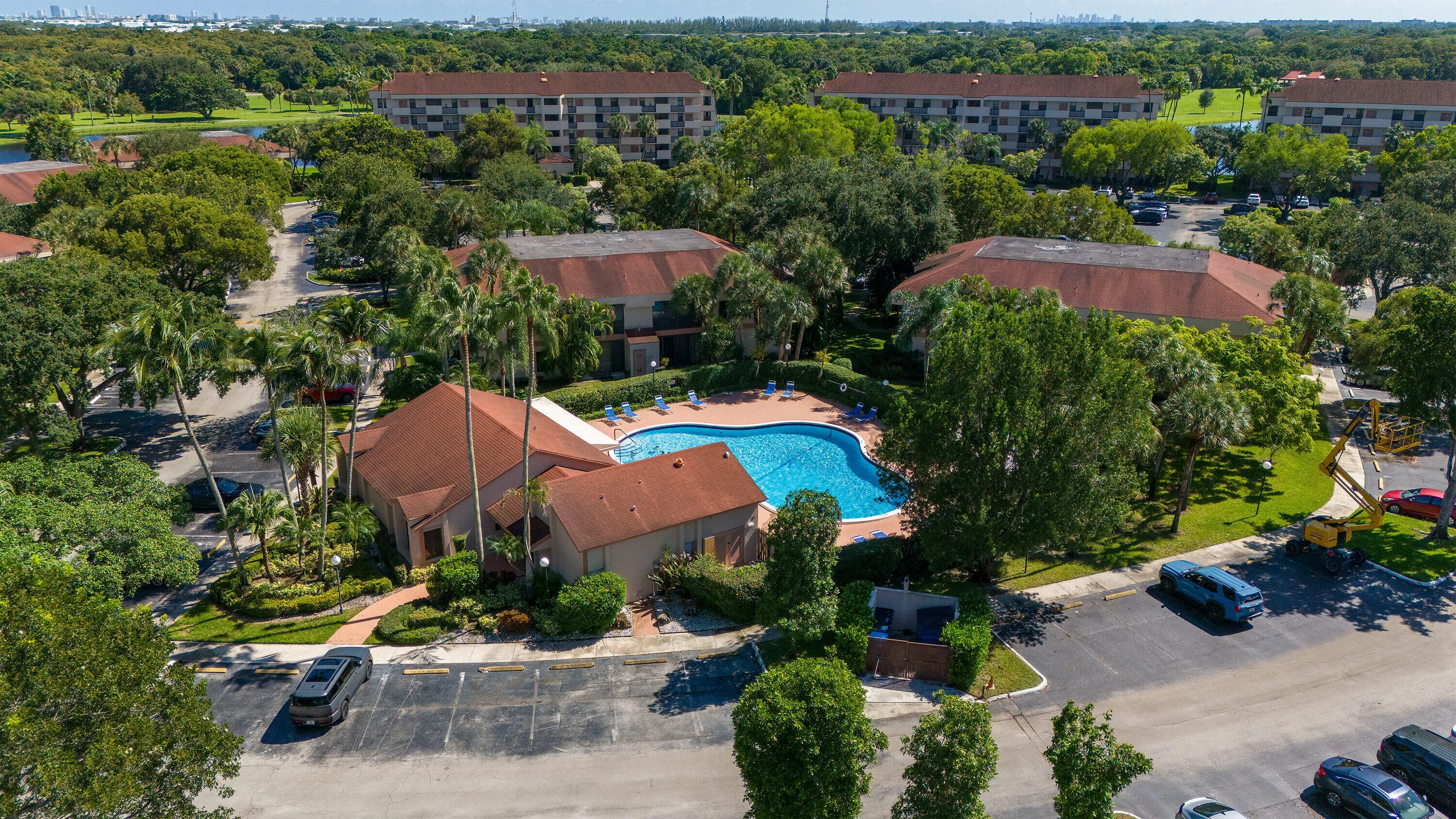 2766 Carambola Circle S #305