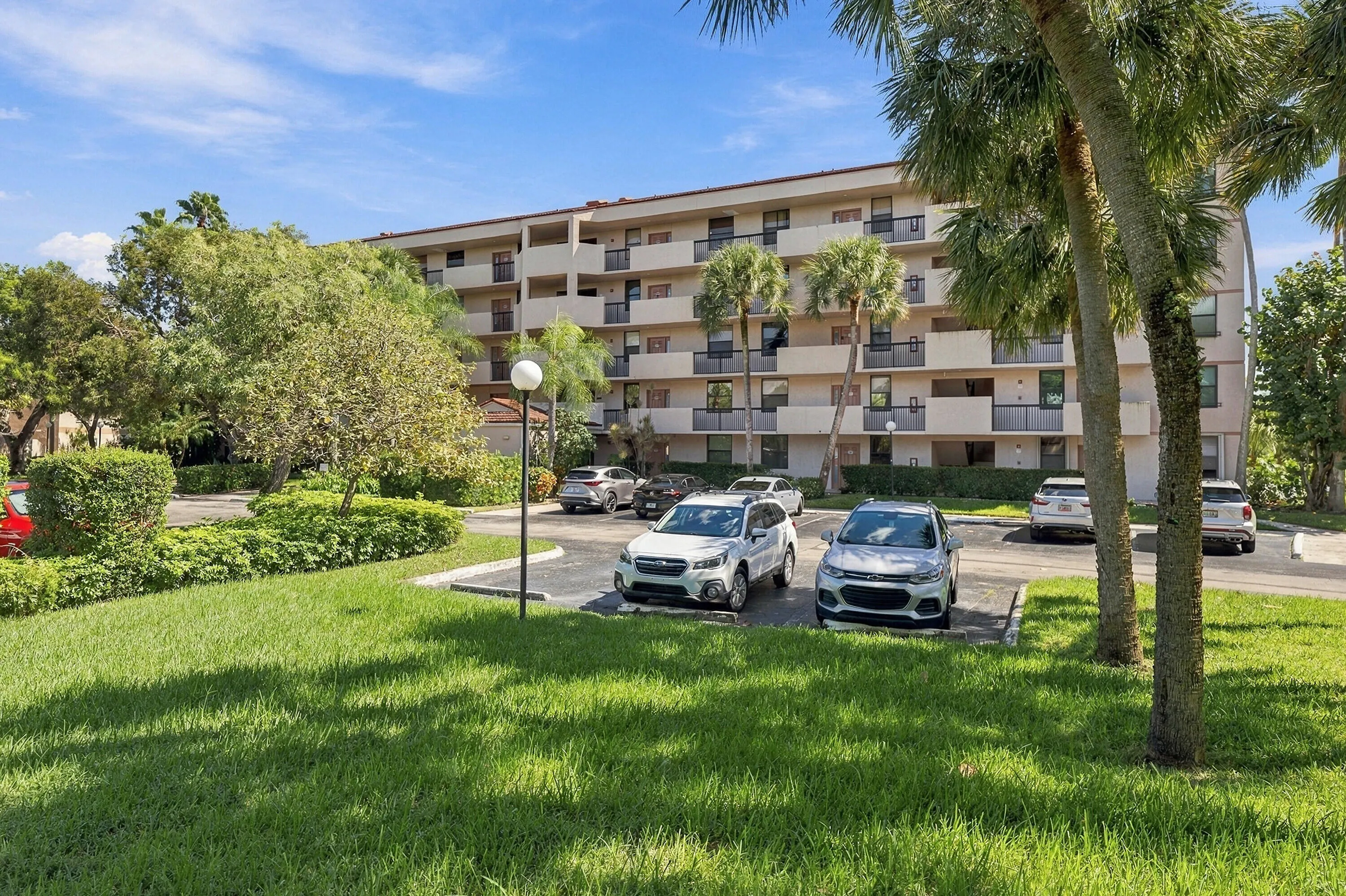 2766 Carambola Circle S #305