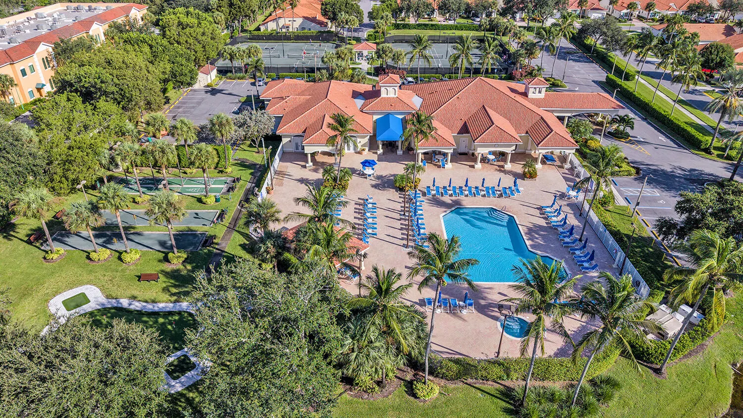 6089 Heliconia Road