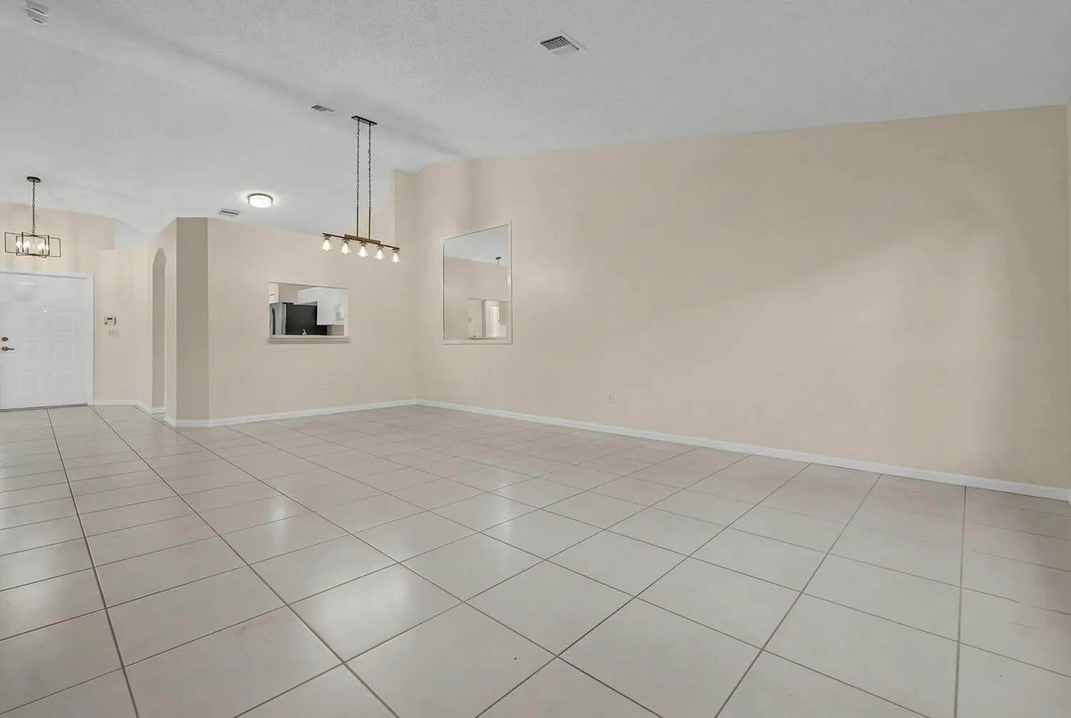 6089 Heliconia Road