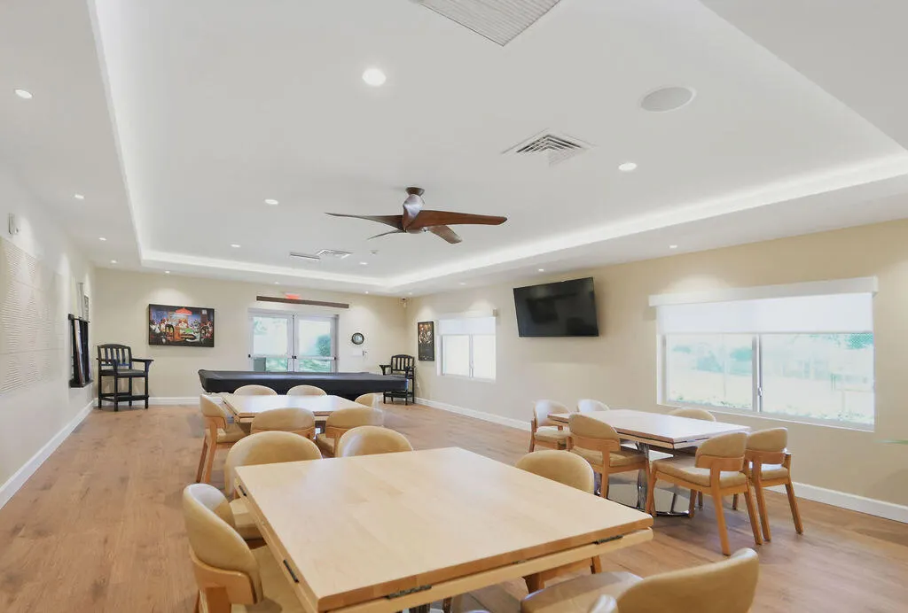 1841 NW 18th Avenue #201
