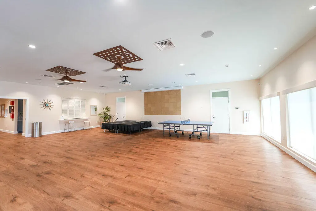 1841 NW 18th Avenue #201