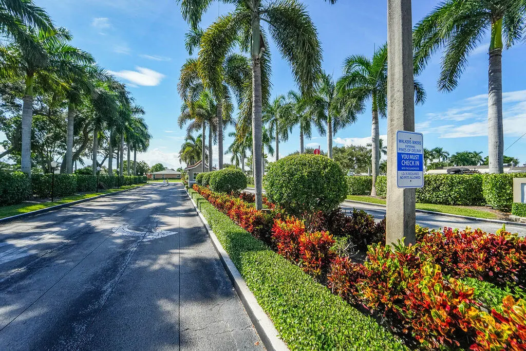 1841 NW 18th Avenue #201