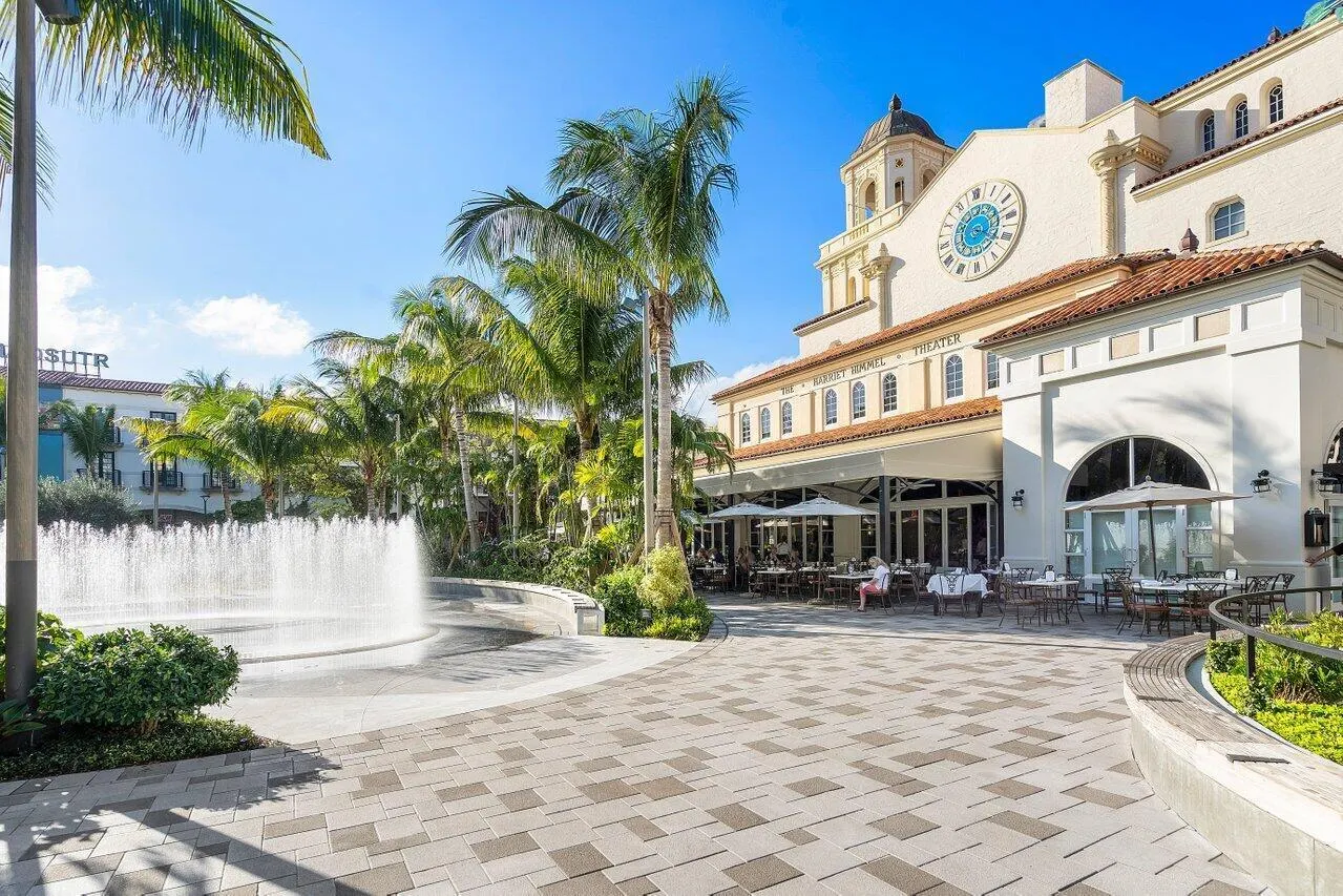 550 Okeechobee Boulevard #821