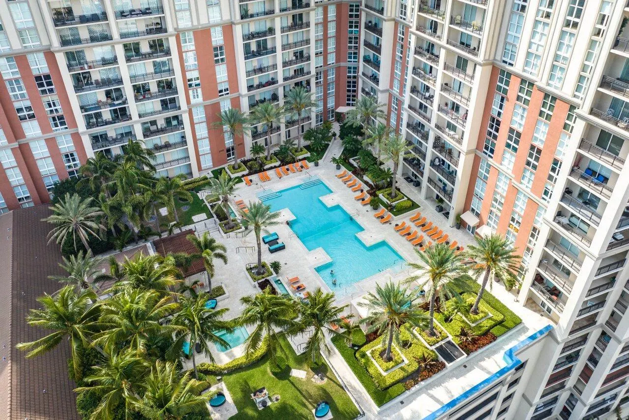 550 Okeechobee Boulevard #821