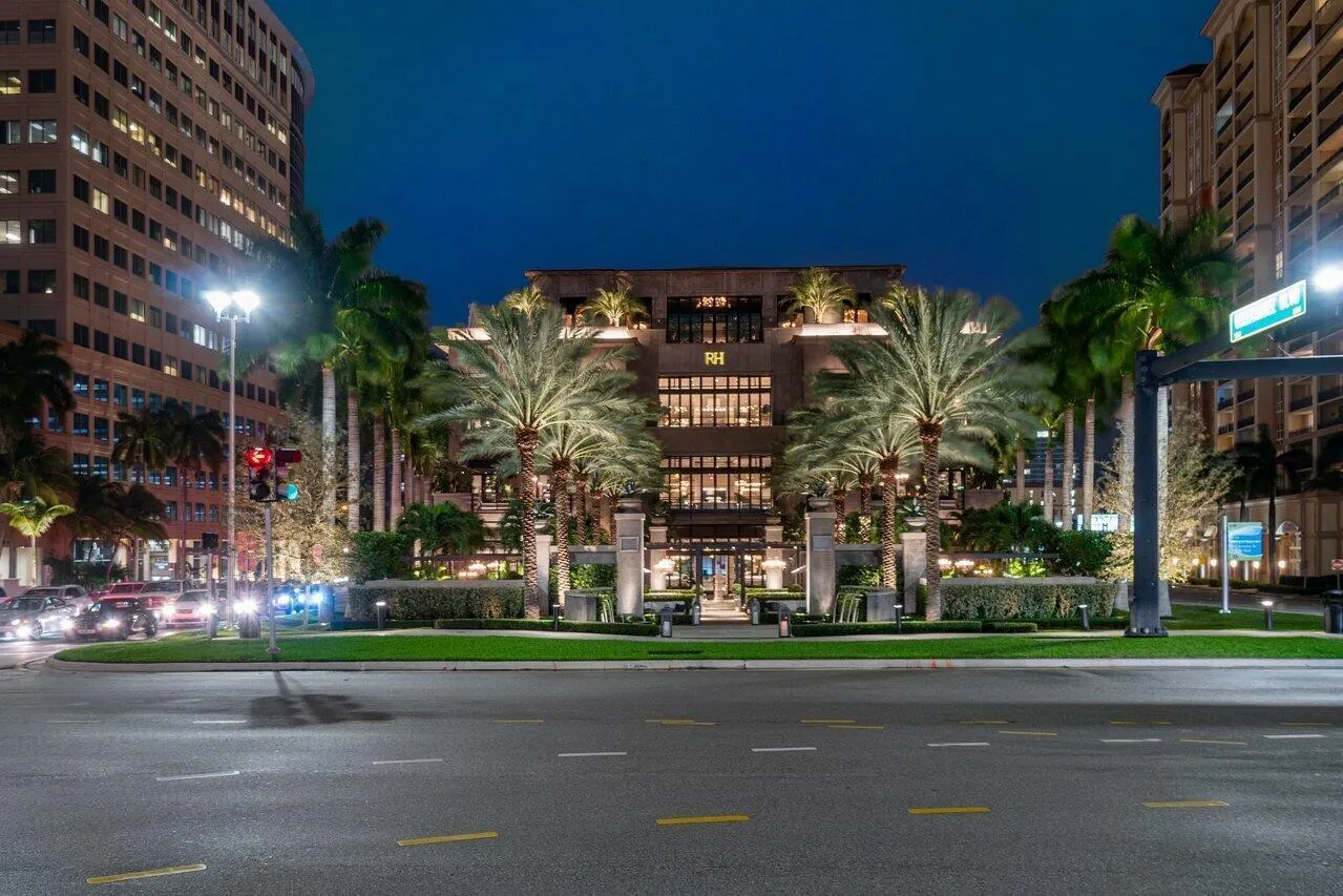 550 Okeechobee Boulevard #821