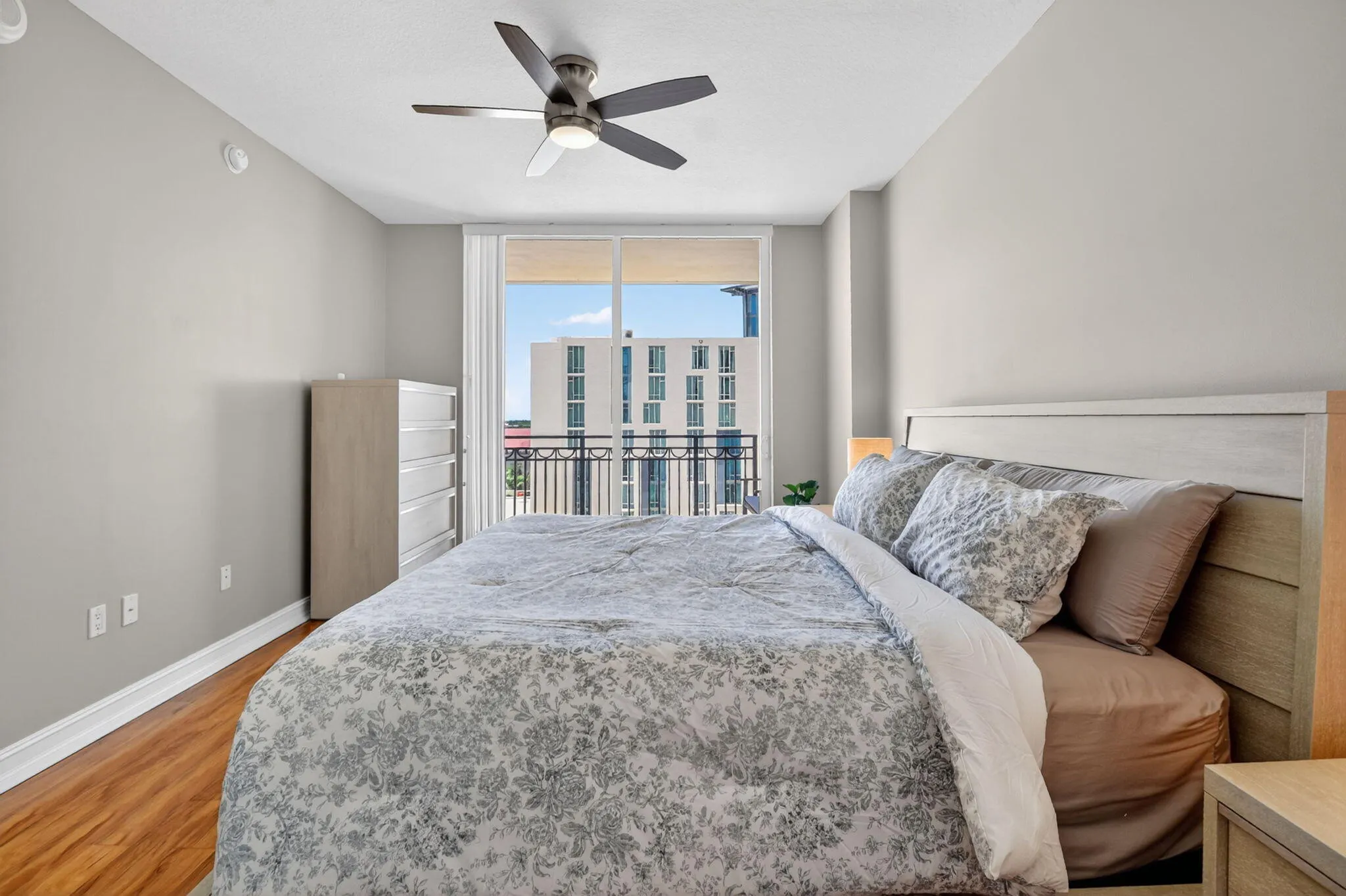 550 Okeechobee Boulevard #821