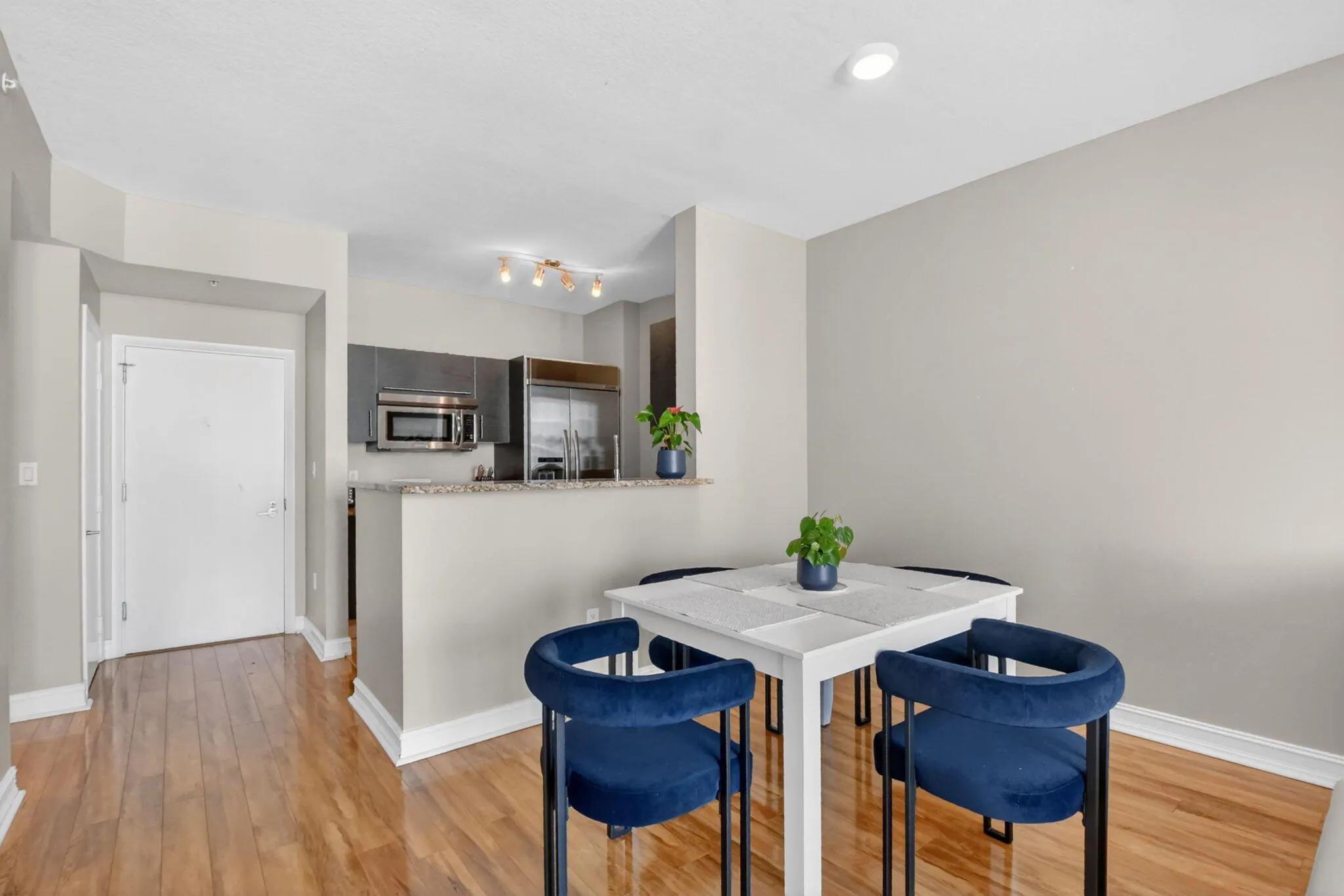 550 Okeechobee Boulevard #821