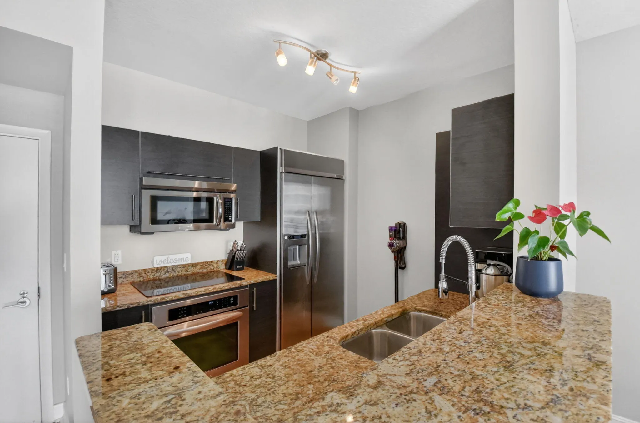 550 Okeechobee Boulevard #821