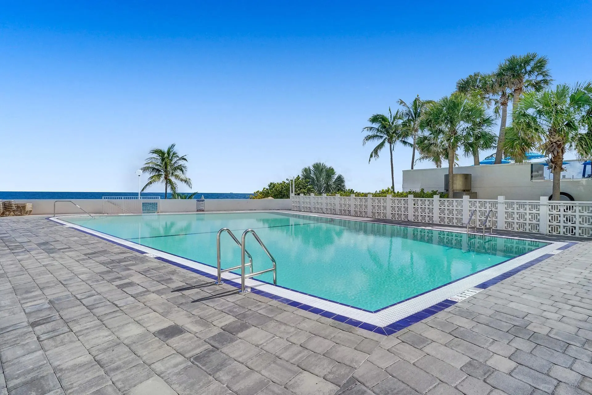 4250 Galt Ocean Drive #4P