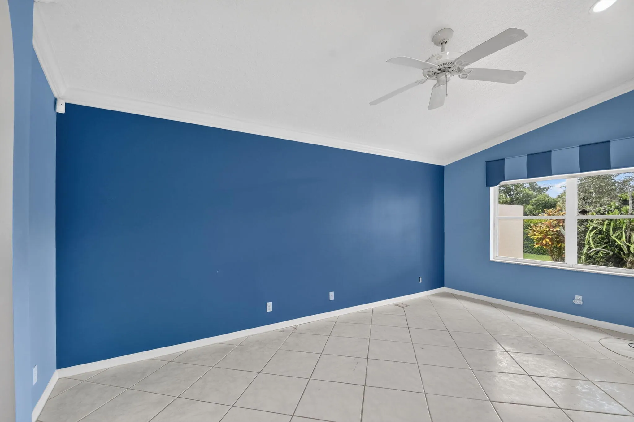 6649 Sherbrook Drive