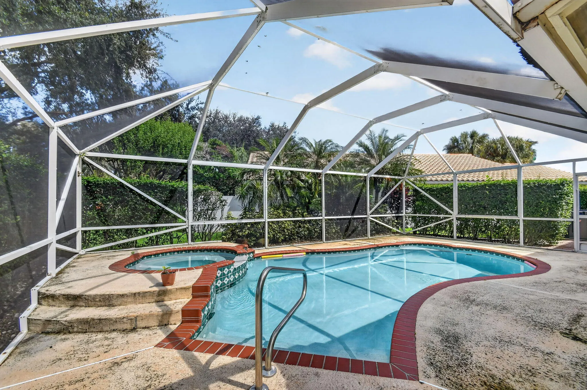 6649 Sherbrook Drive
