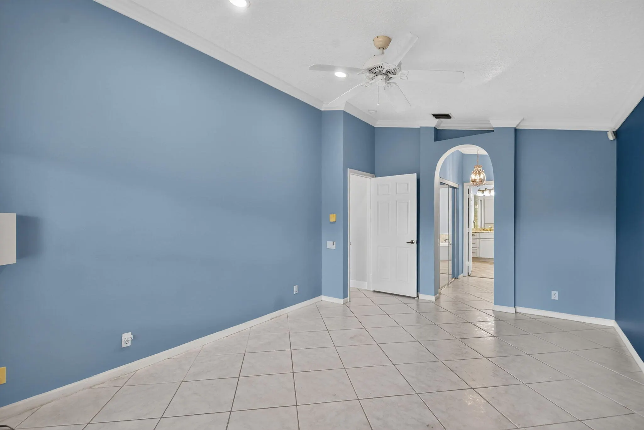 6649 Sherbrook Drive