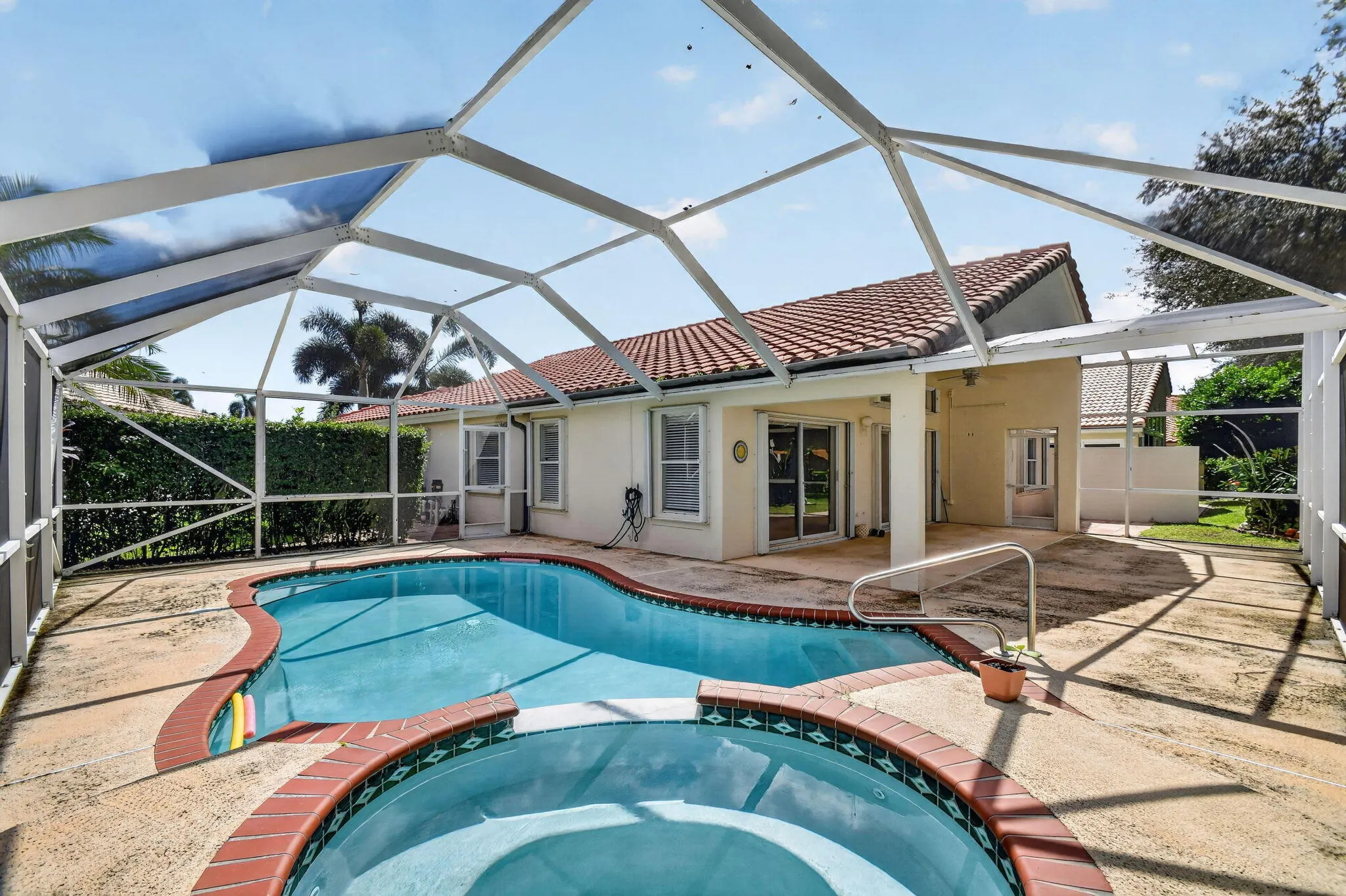 6649 Sherbrook Drive