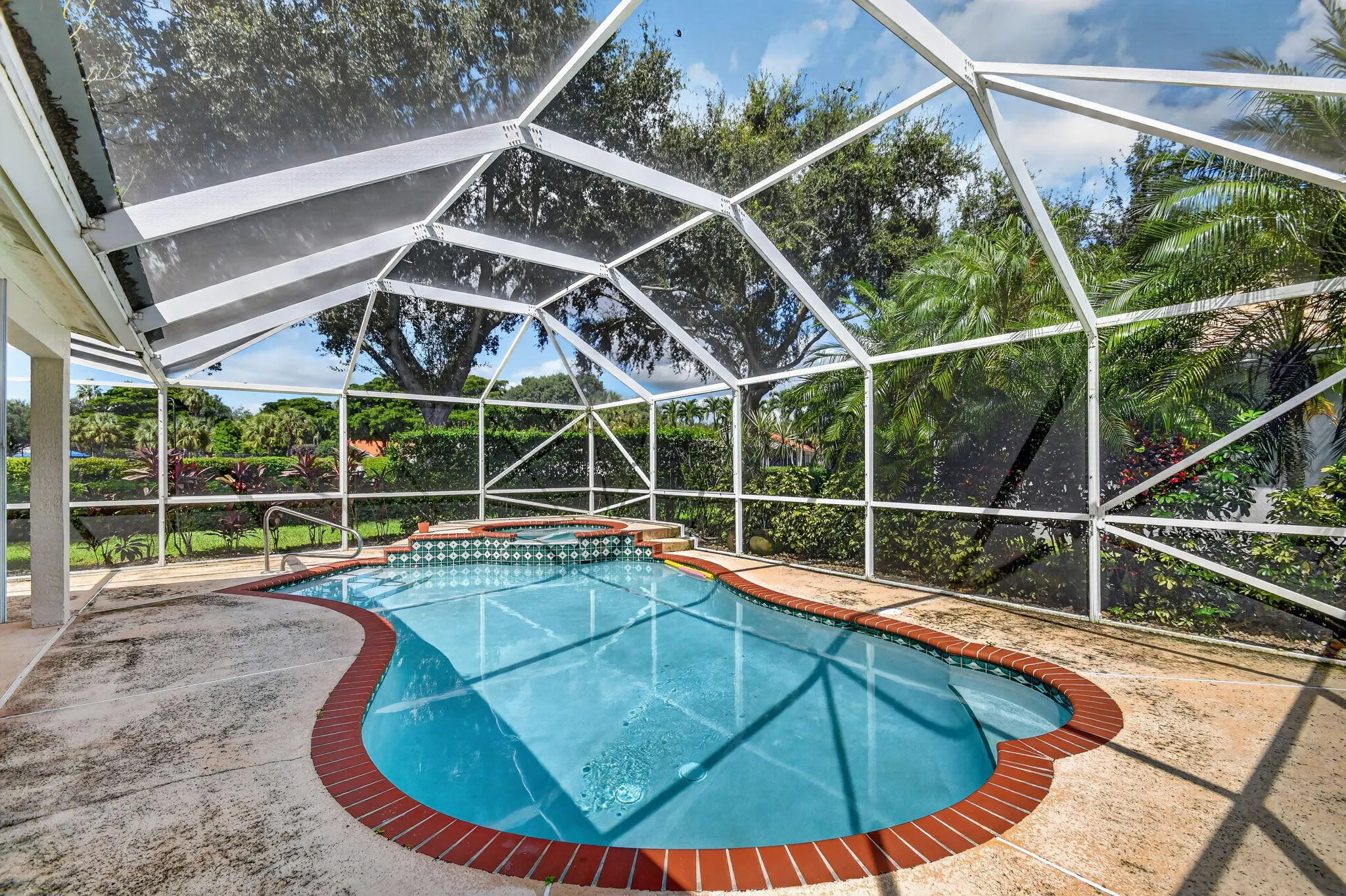 6649 Sherbrook Drive