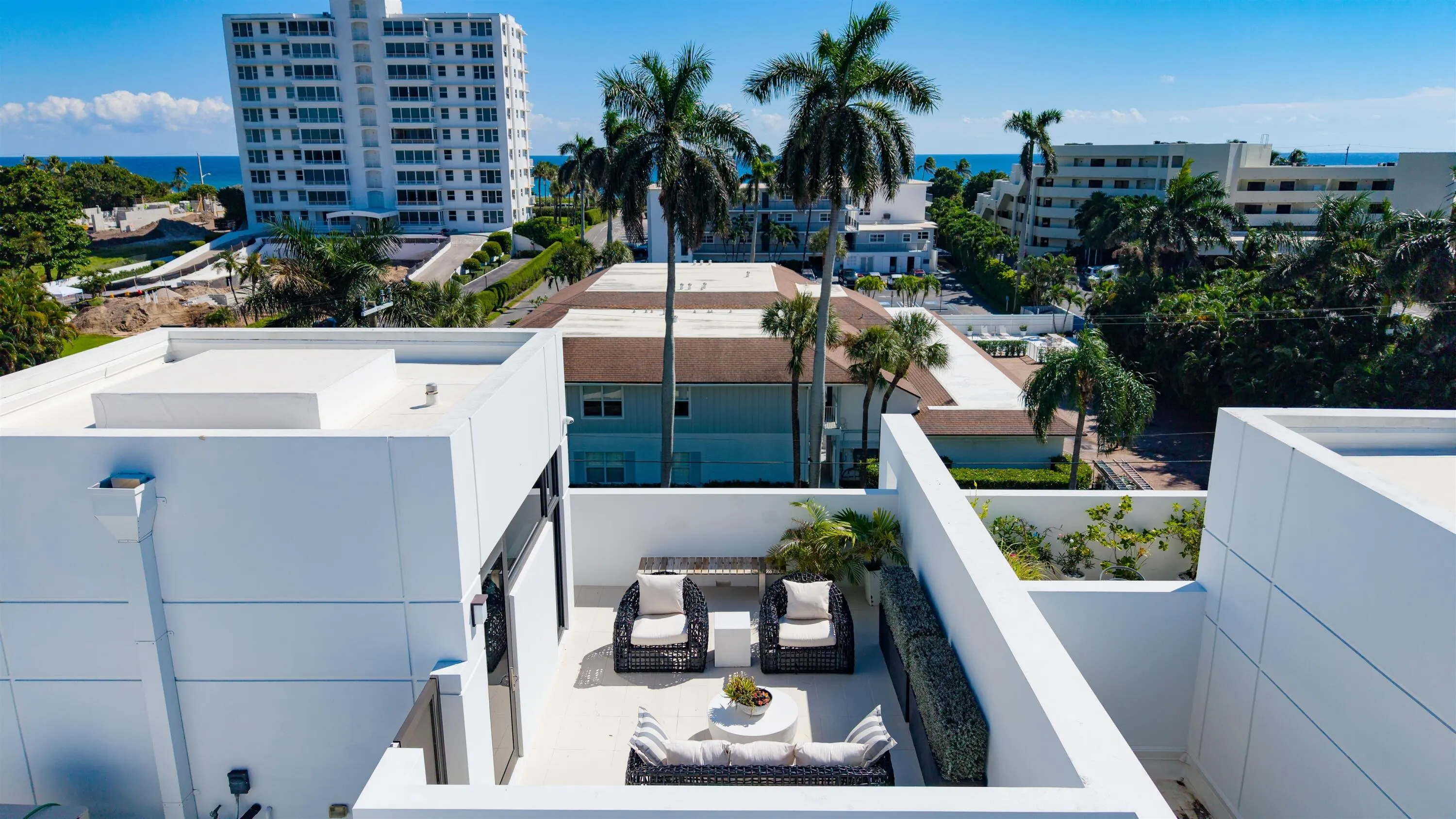 160 Andrews Avenue #3c