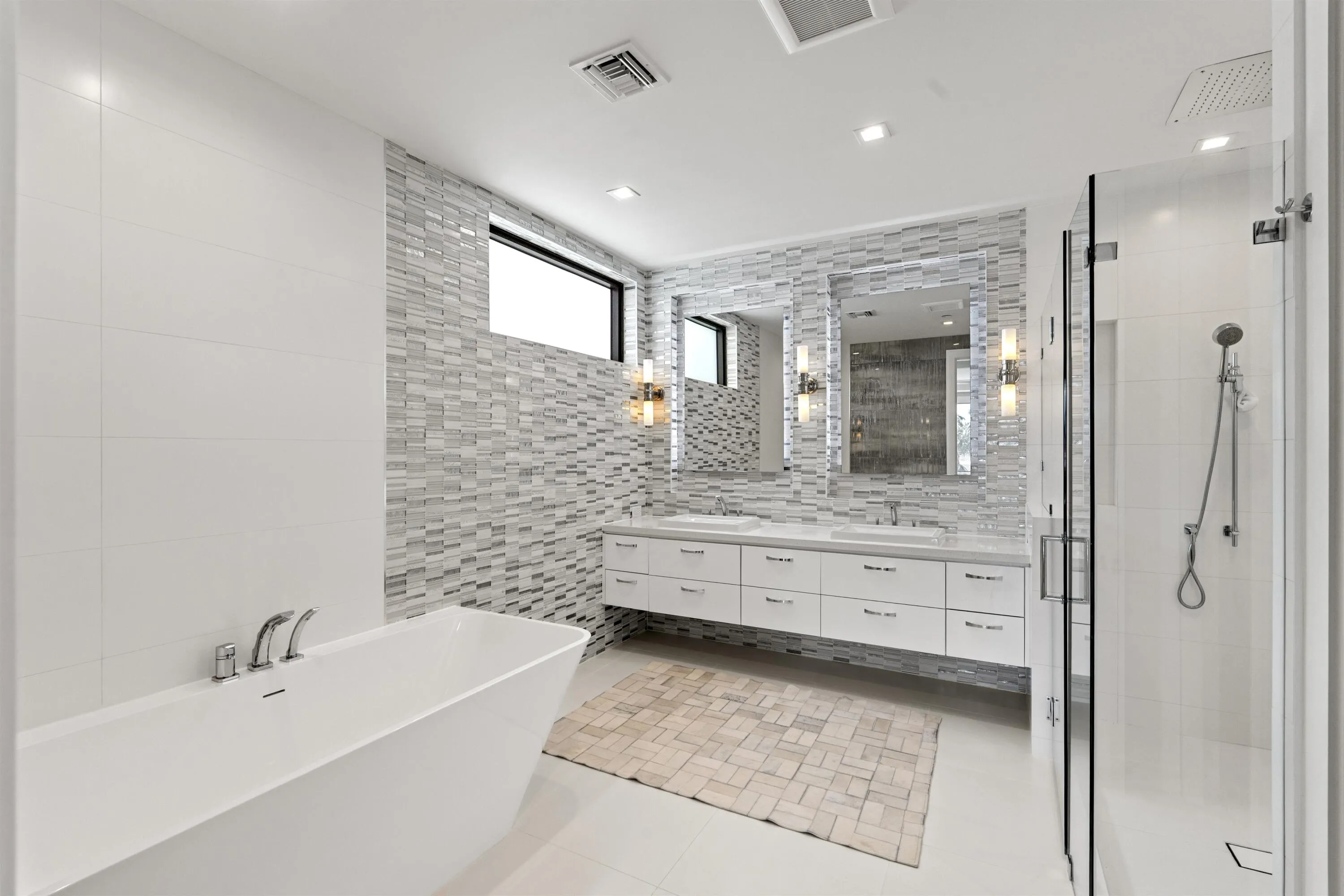 160 Andrews Avenue #3c