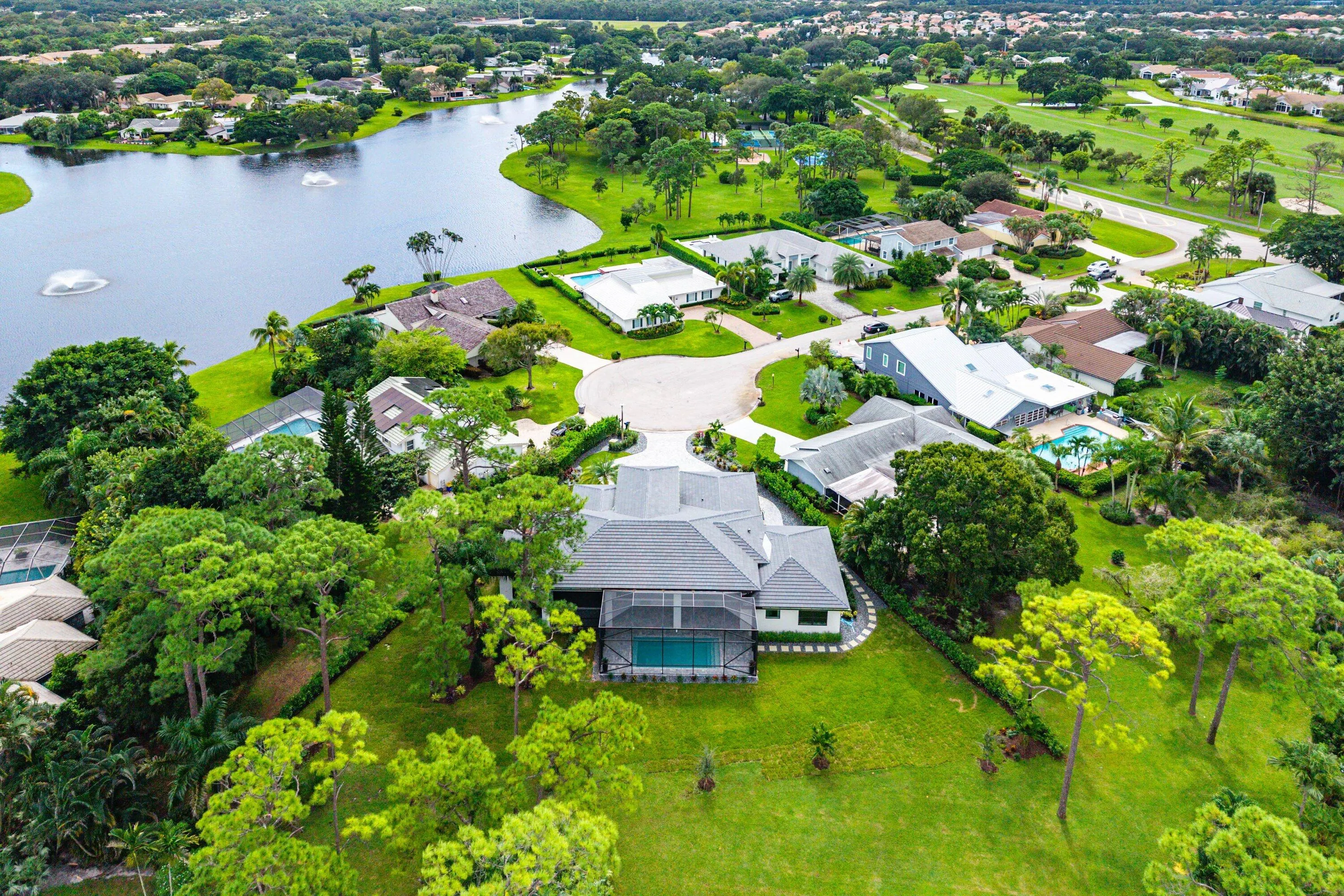 6339 WOODTHRUSH Court
