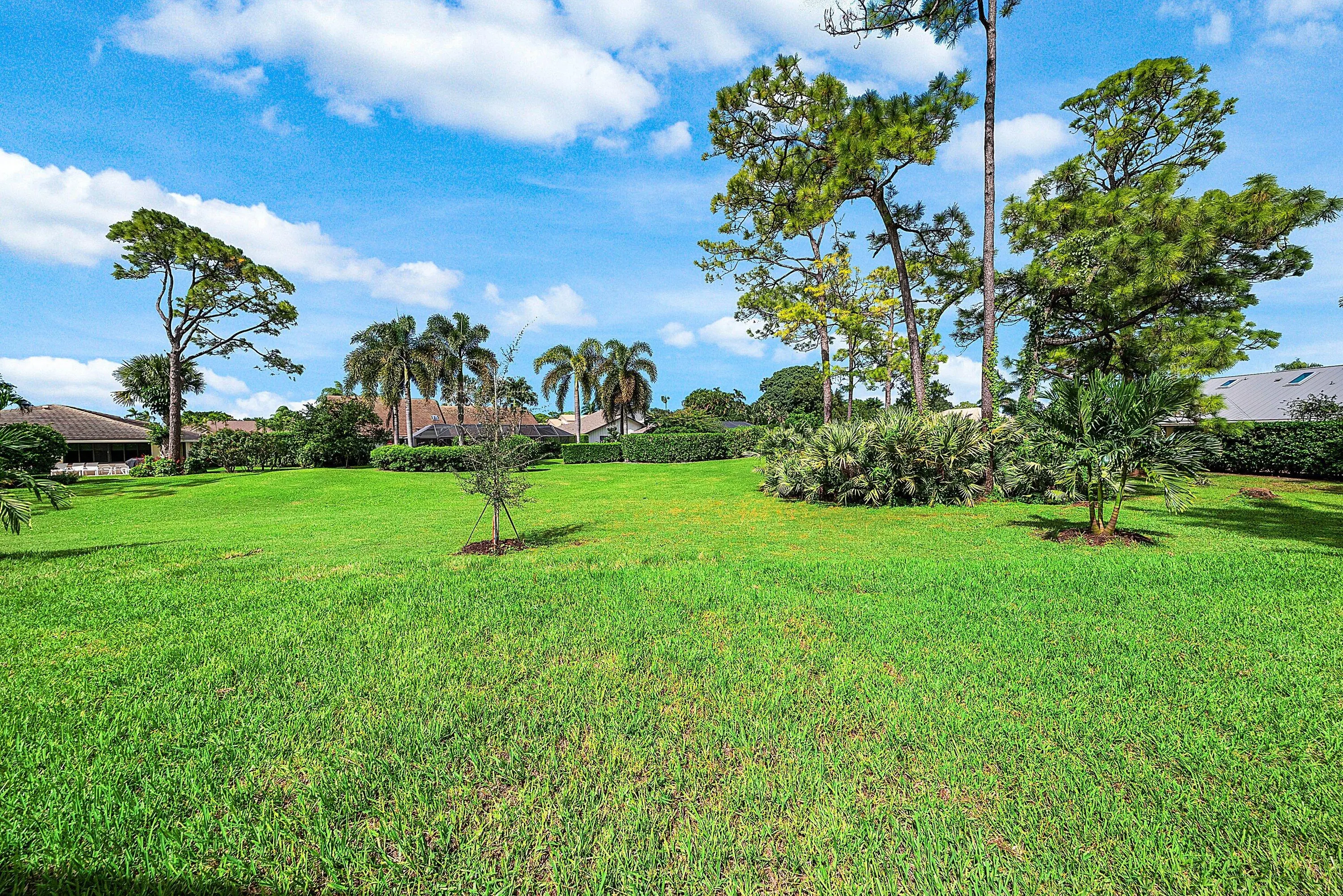 6339 WOODTHRUSH Court