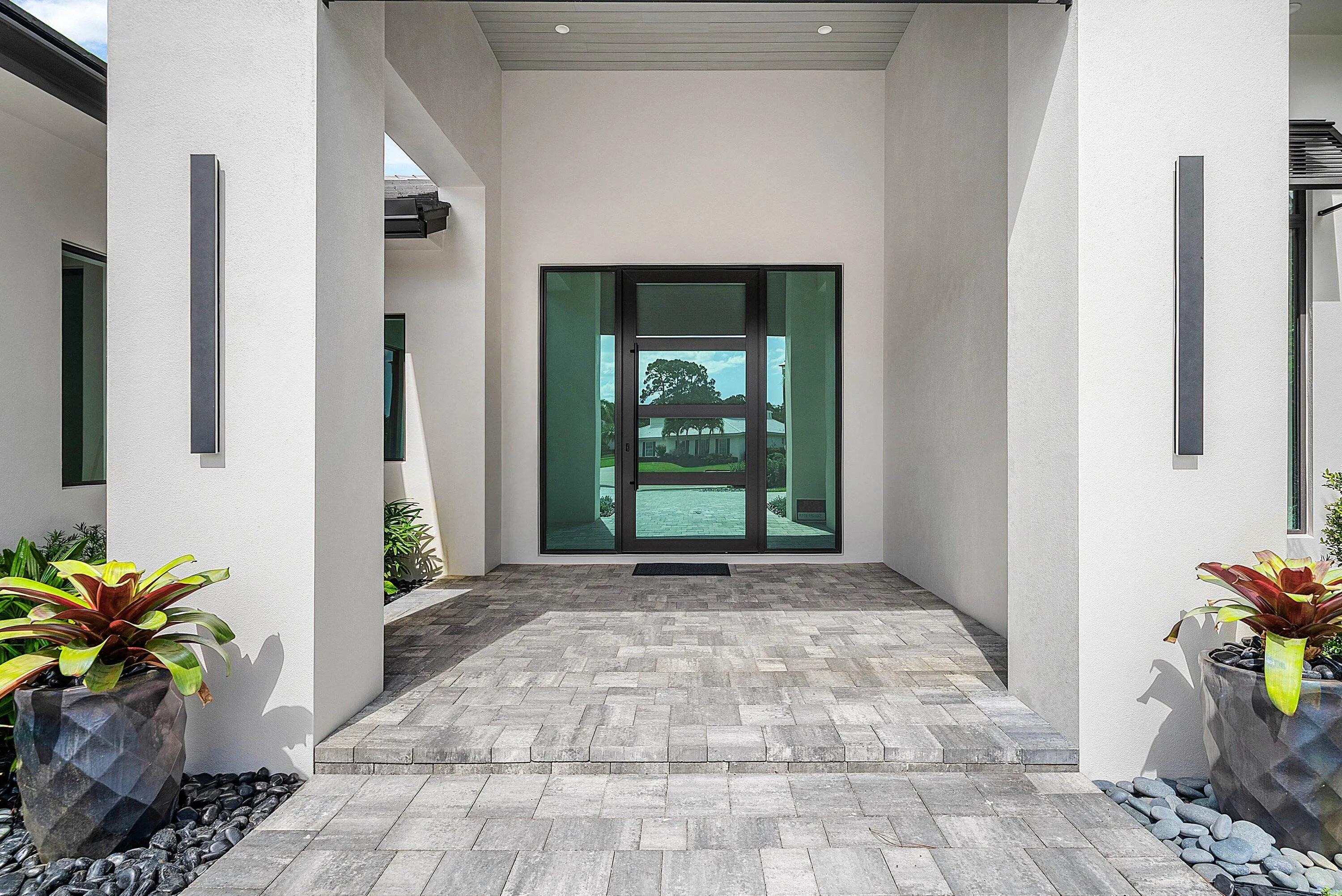 6339 WOODTHRUSH Court