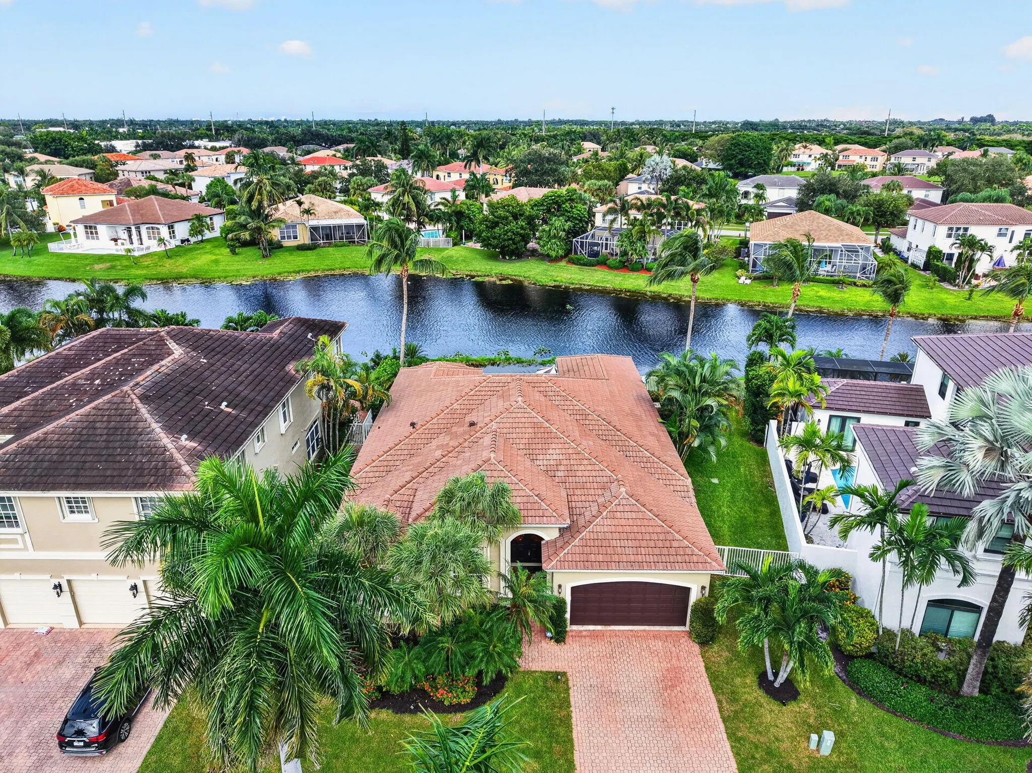 6634 Houlton Circle