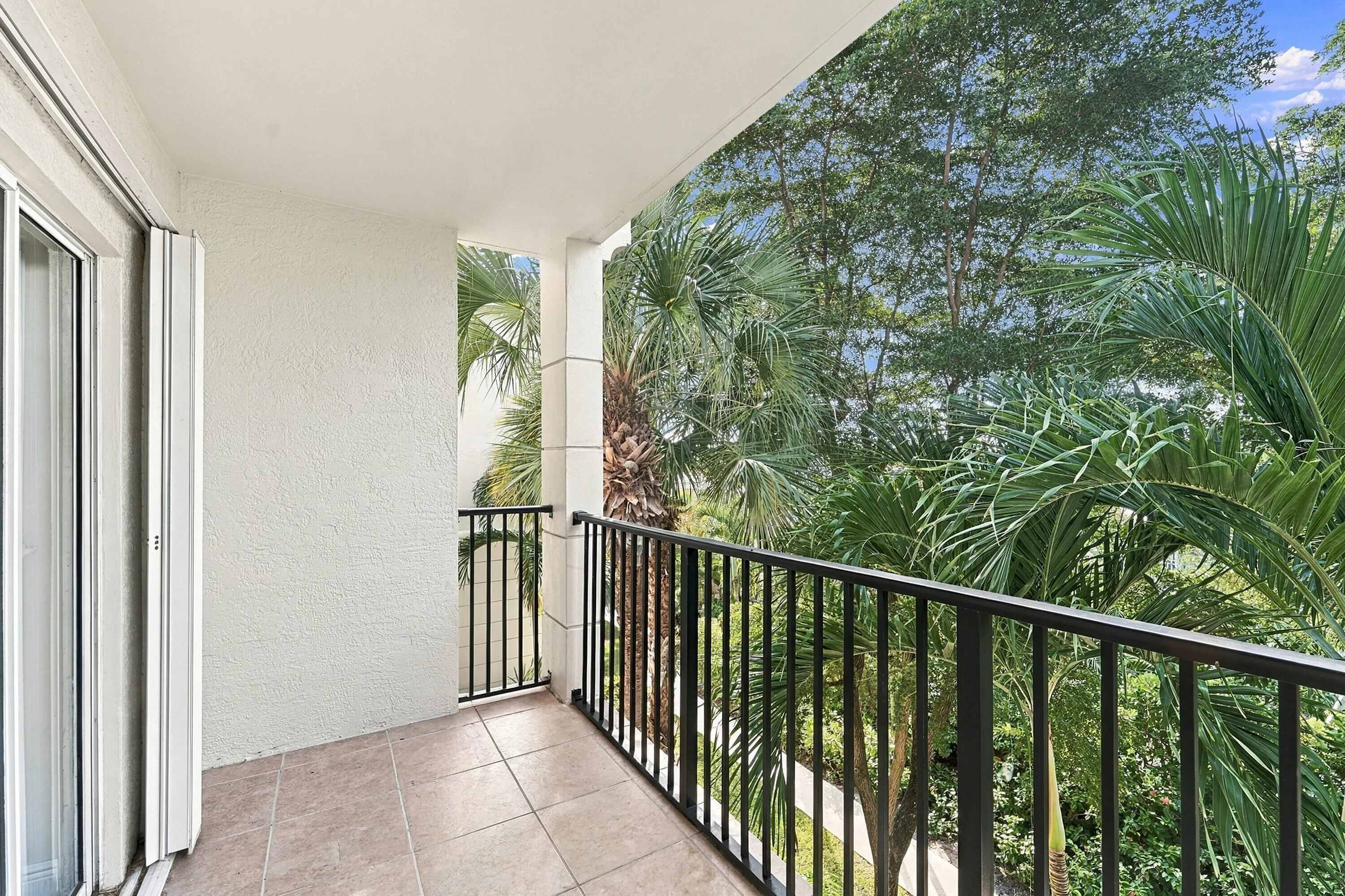 1307 TUSCANY Way
