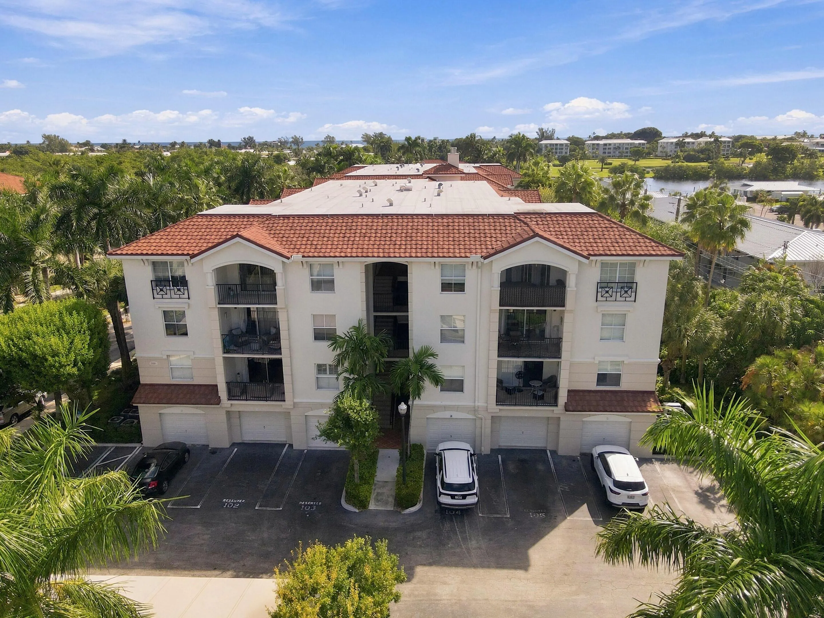 1307 TUSCANY Way
