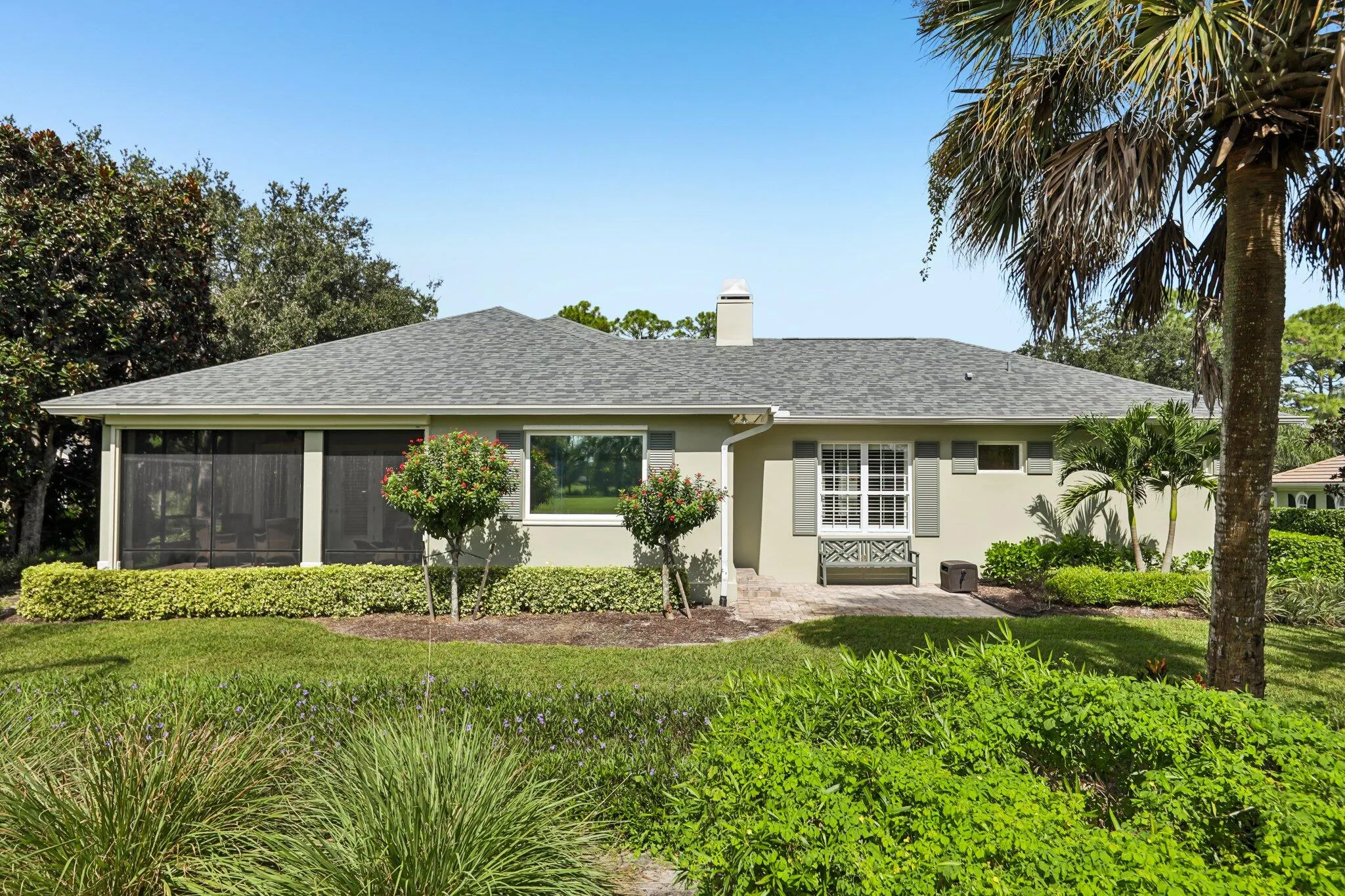 1110 CAROLINA Circle SW