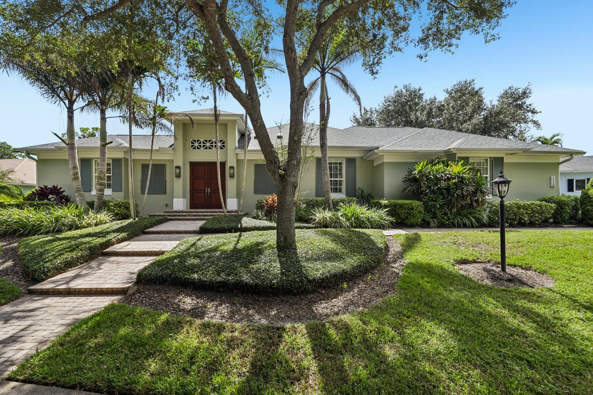 1110 CAROLINA Circle SW
