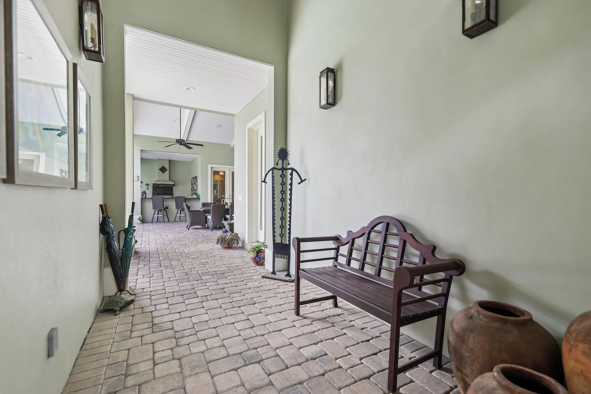 1110 CAROLINA Circle SW