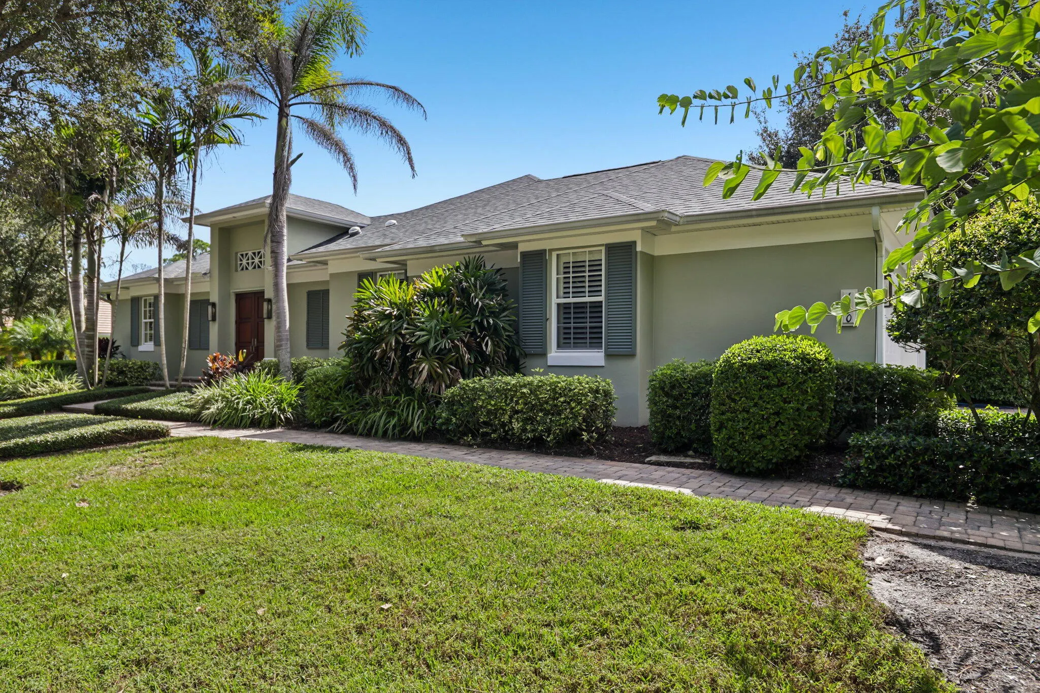 1110 CAROLINA Circle SW