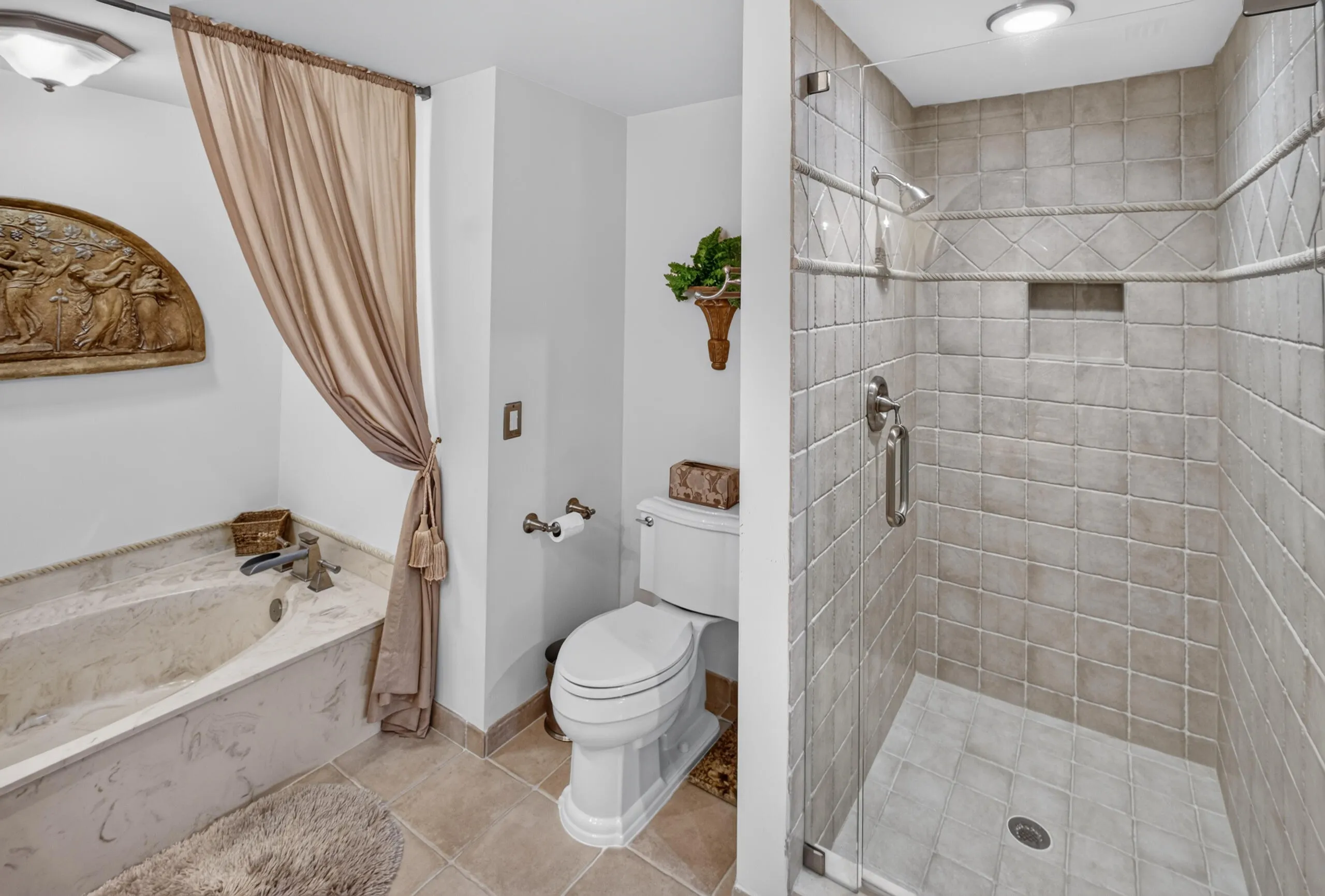 11370 Twelve Oaks Way #111