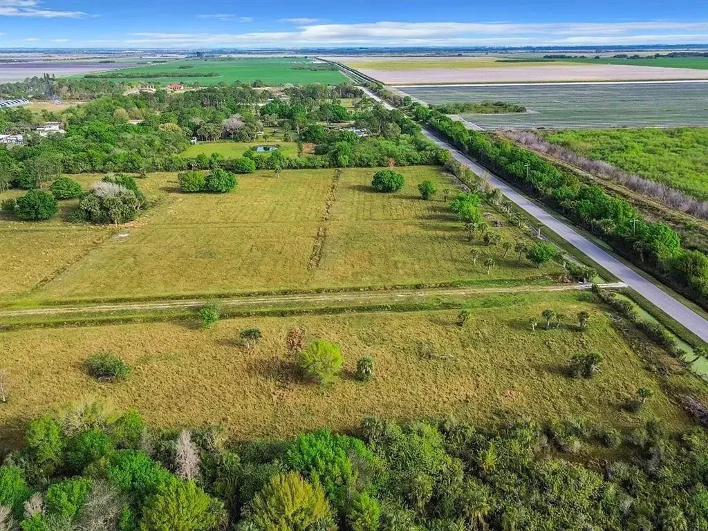 2777 + 2837 EVERHIGH ACRES Road