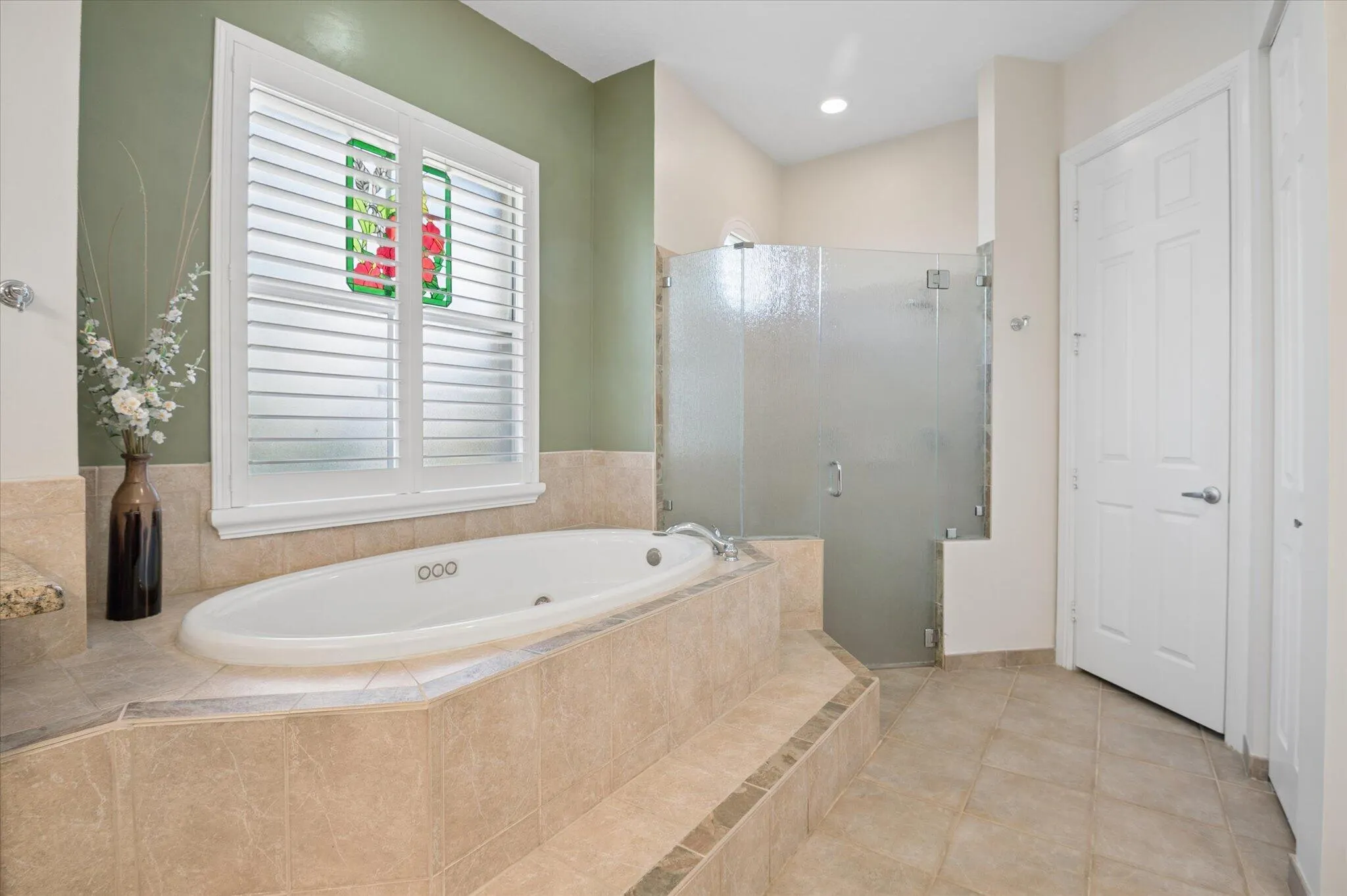 10888 NW 67TH Place