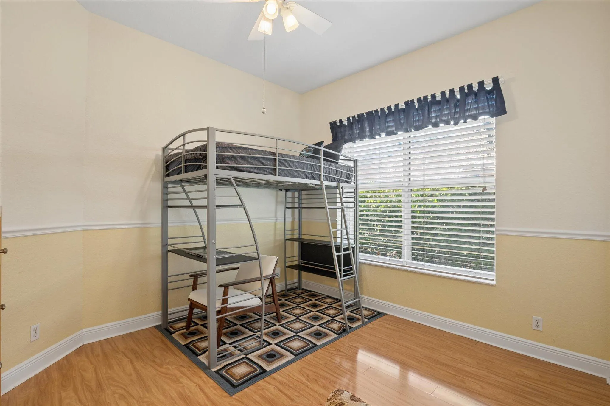 10888 NW 67TH Place