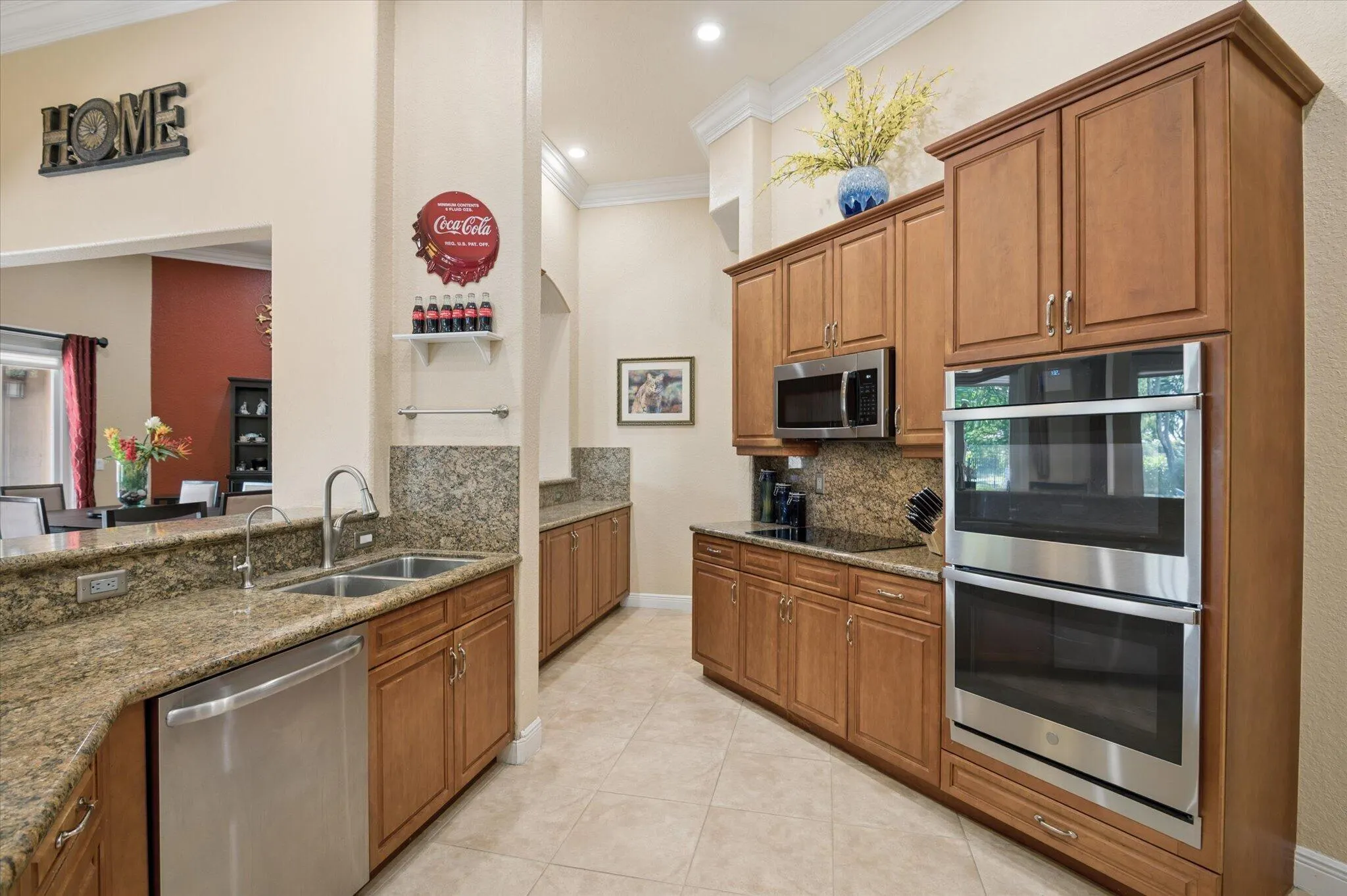 10888 NW 67TH Place
