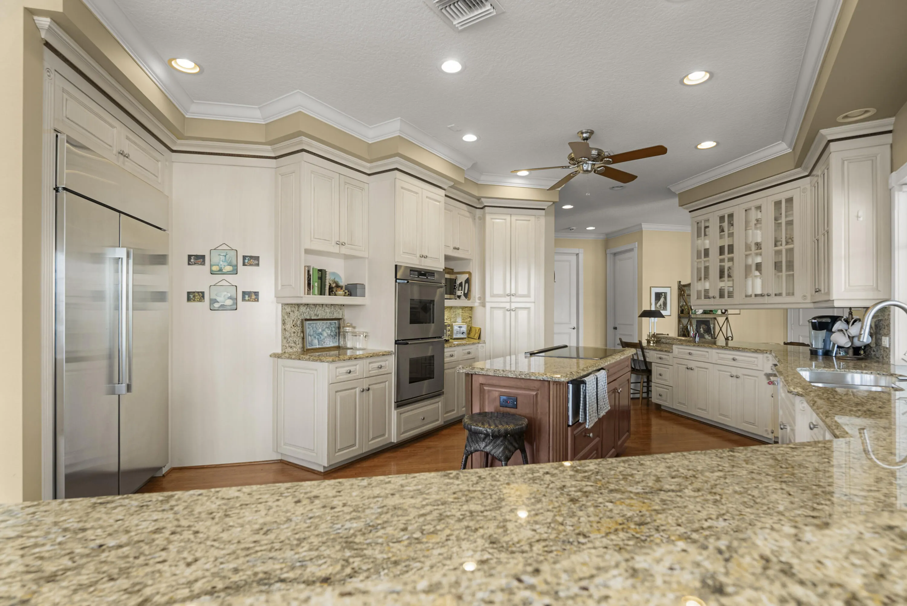 975 DOGWOOD Drive