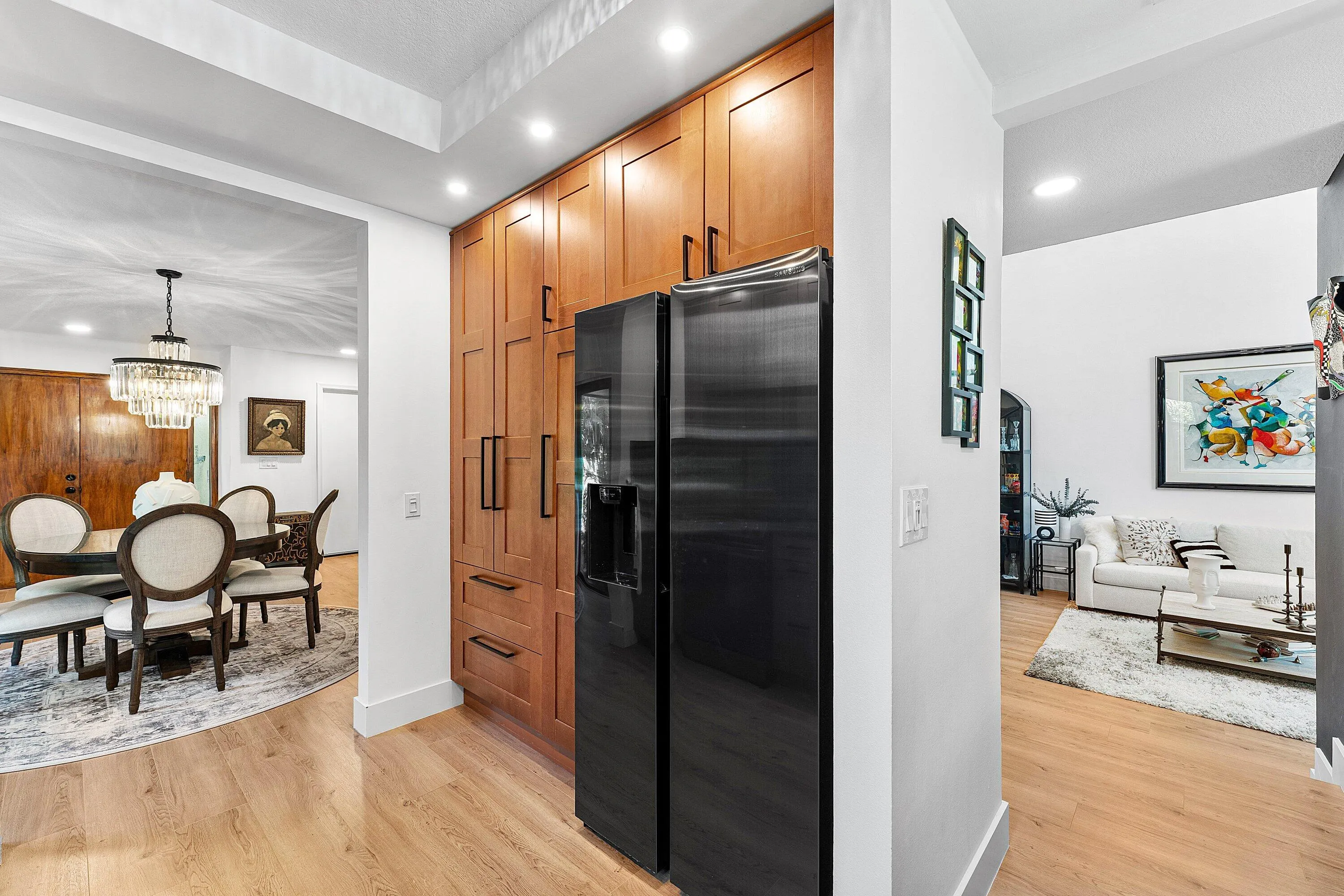 713 Saint Albans Drive