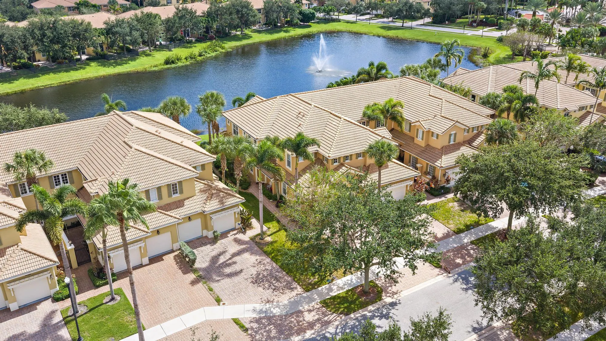 4798 Cadiz Circle