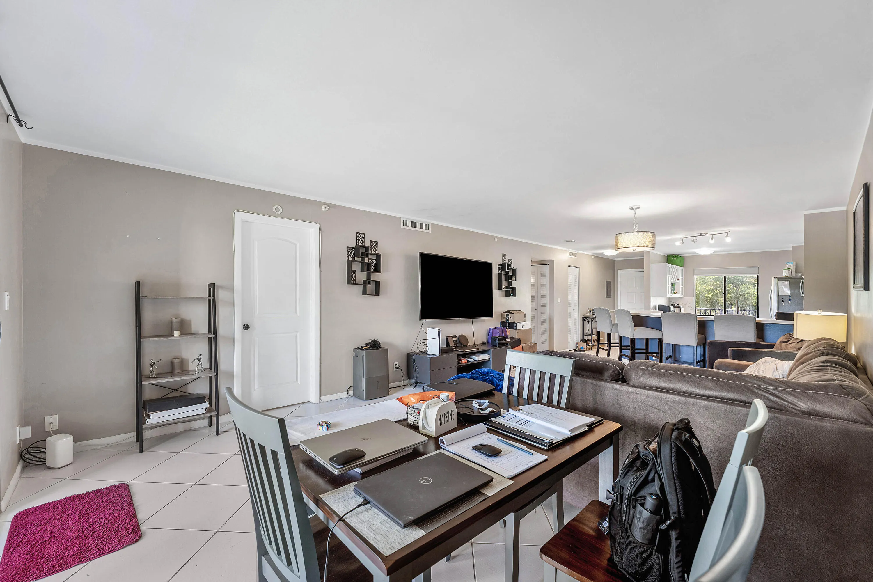 2205 S CYPRESS BEND Drive #302
