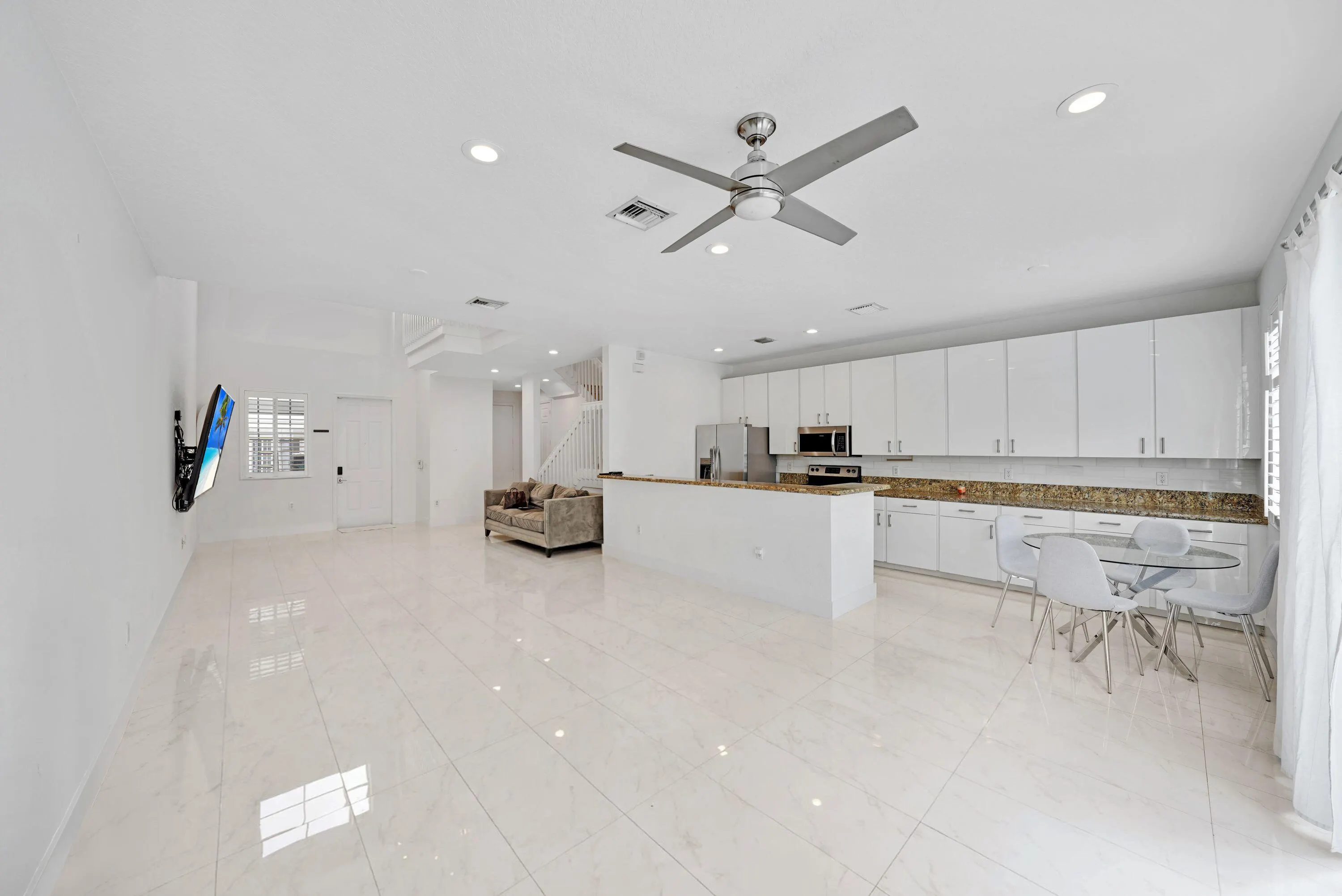 131 SE 7TH Way #131
