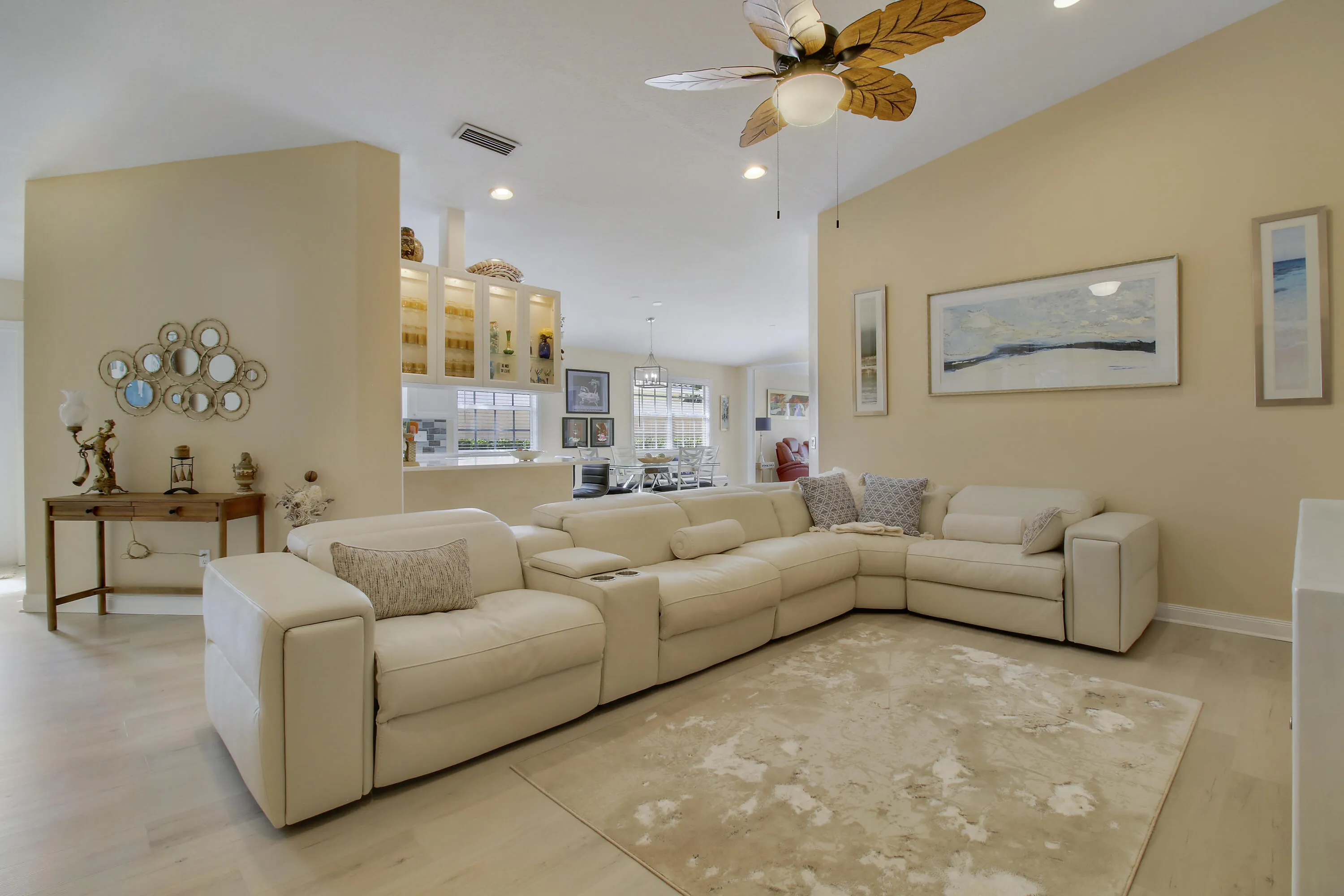 925 Magdalena Road