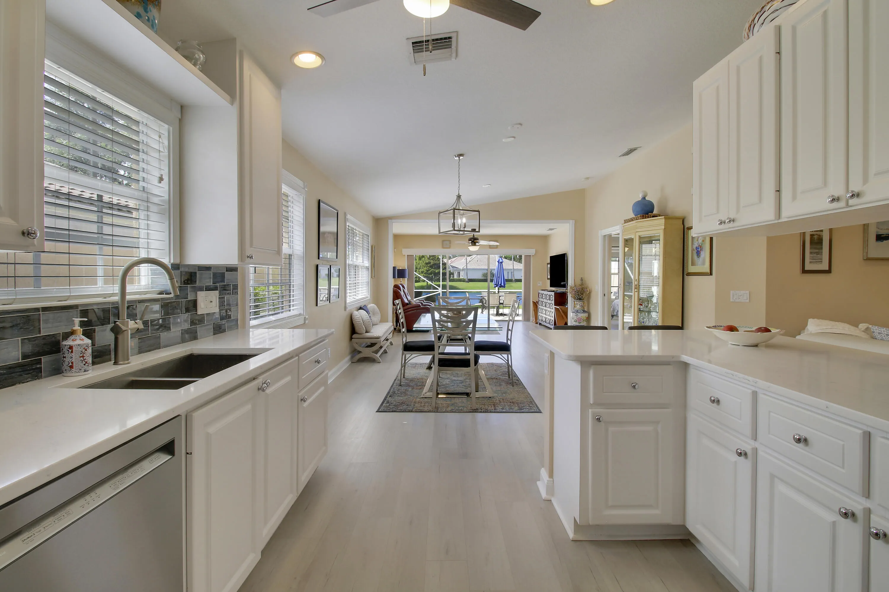 925 Magdalena Road
