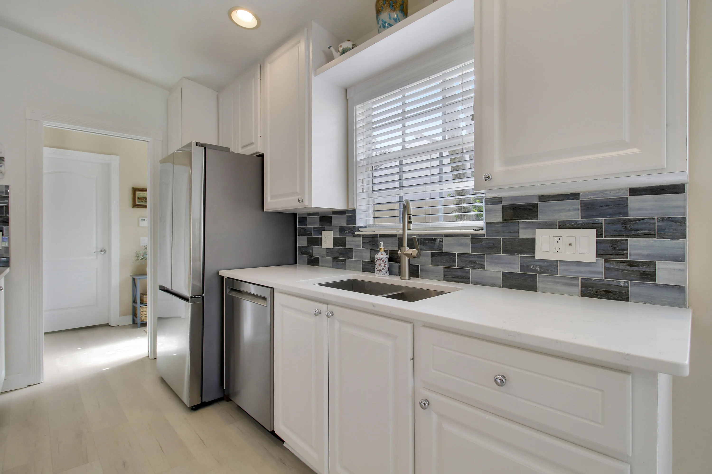 925 Magdalena Road