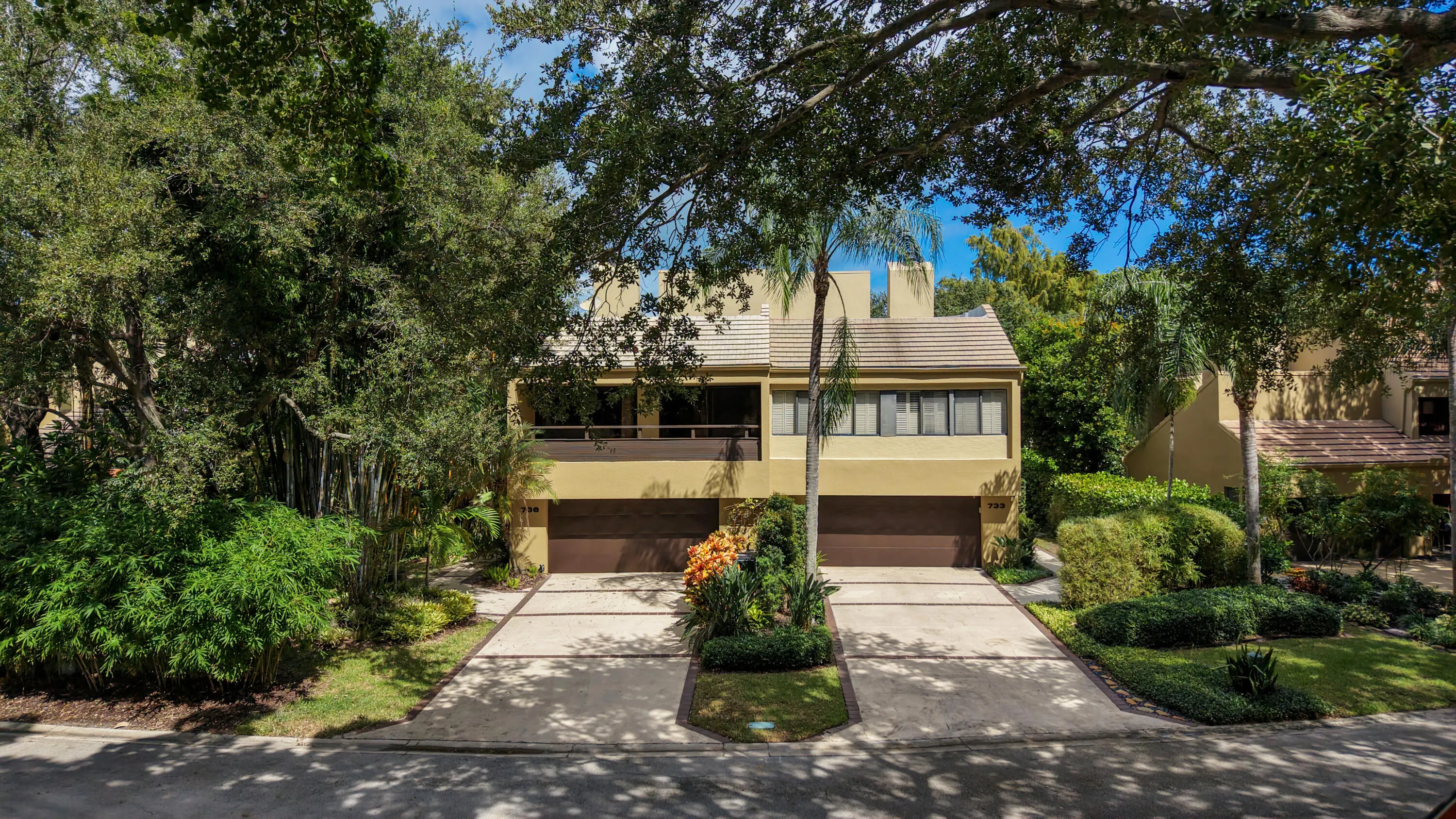 736 St Albans Drive