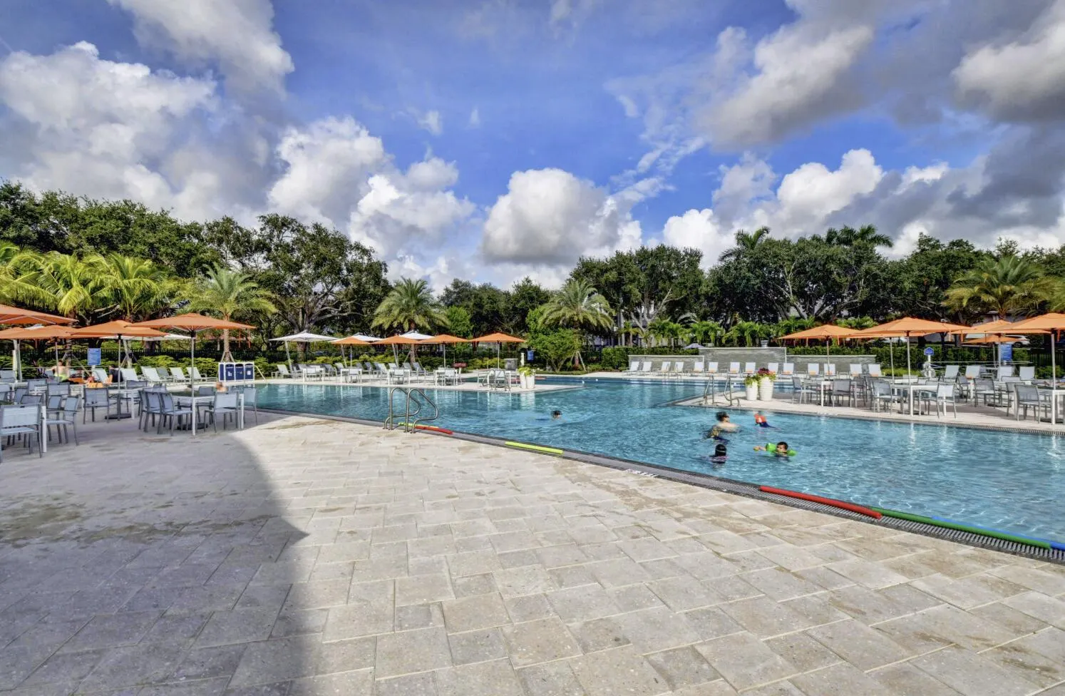 7370 Orangewood Lane ##208