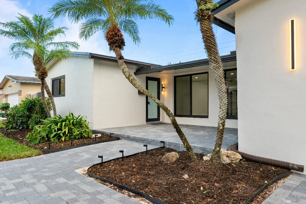 9160 SW 54TH Place