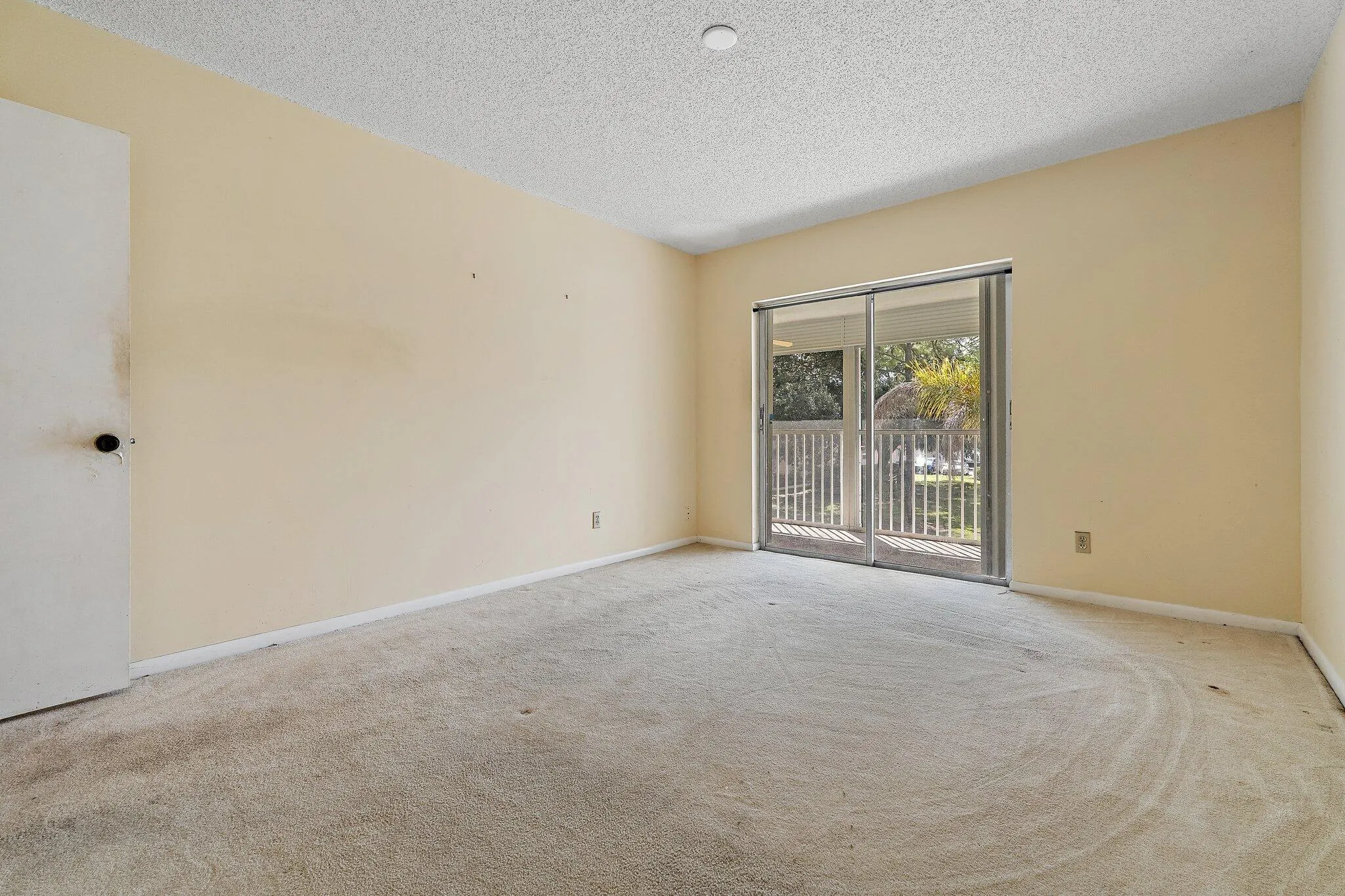 18081 SE COUNTRY CLUB Drive #19-188